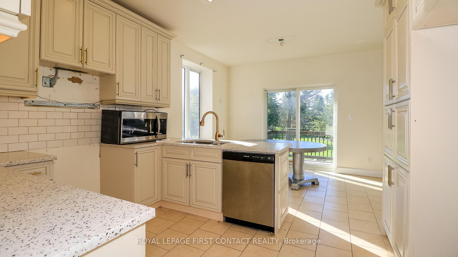 Photo 20 of 165 Bayshore Drive, Ramara, Rural Ramara — HOMEH