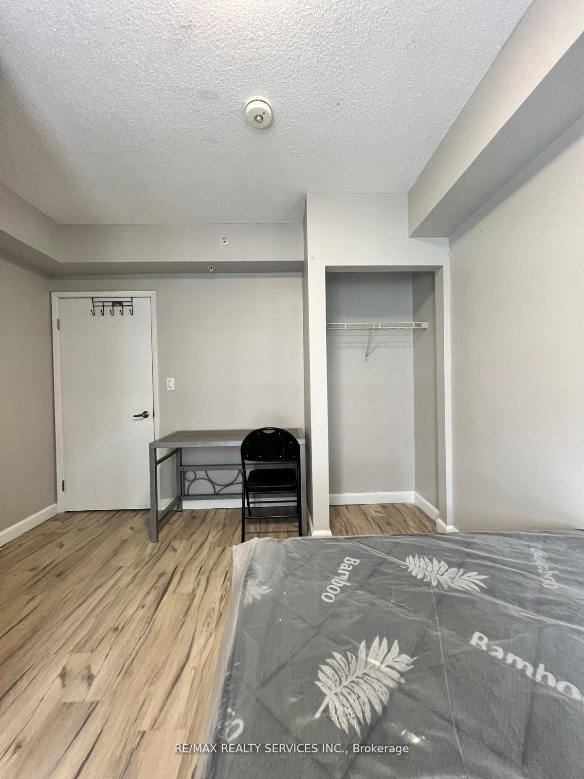 Photo 4 of Unit 1617, 258A Sunview Street, Waterloo, Beechwood/University — HOMEH