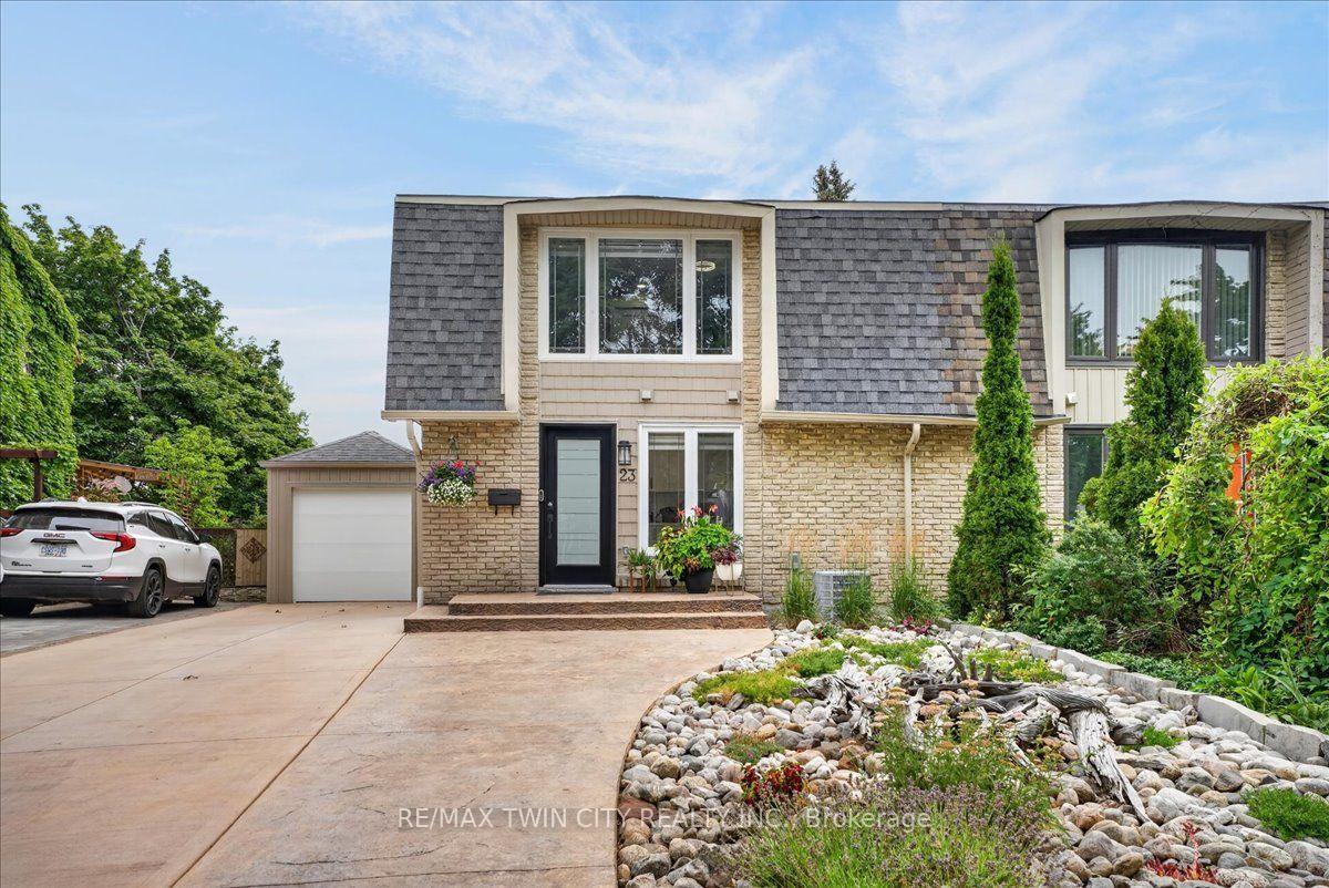 Photo 4 of 23 Briar Knoll Drive, Kitchener, Country Hills West — HOMEH