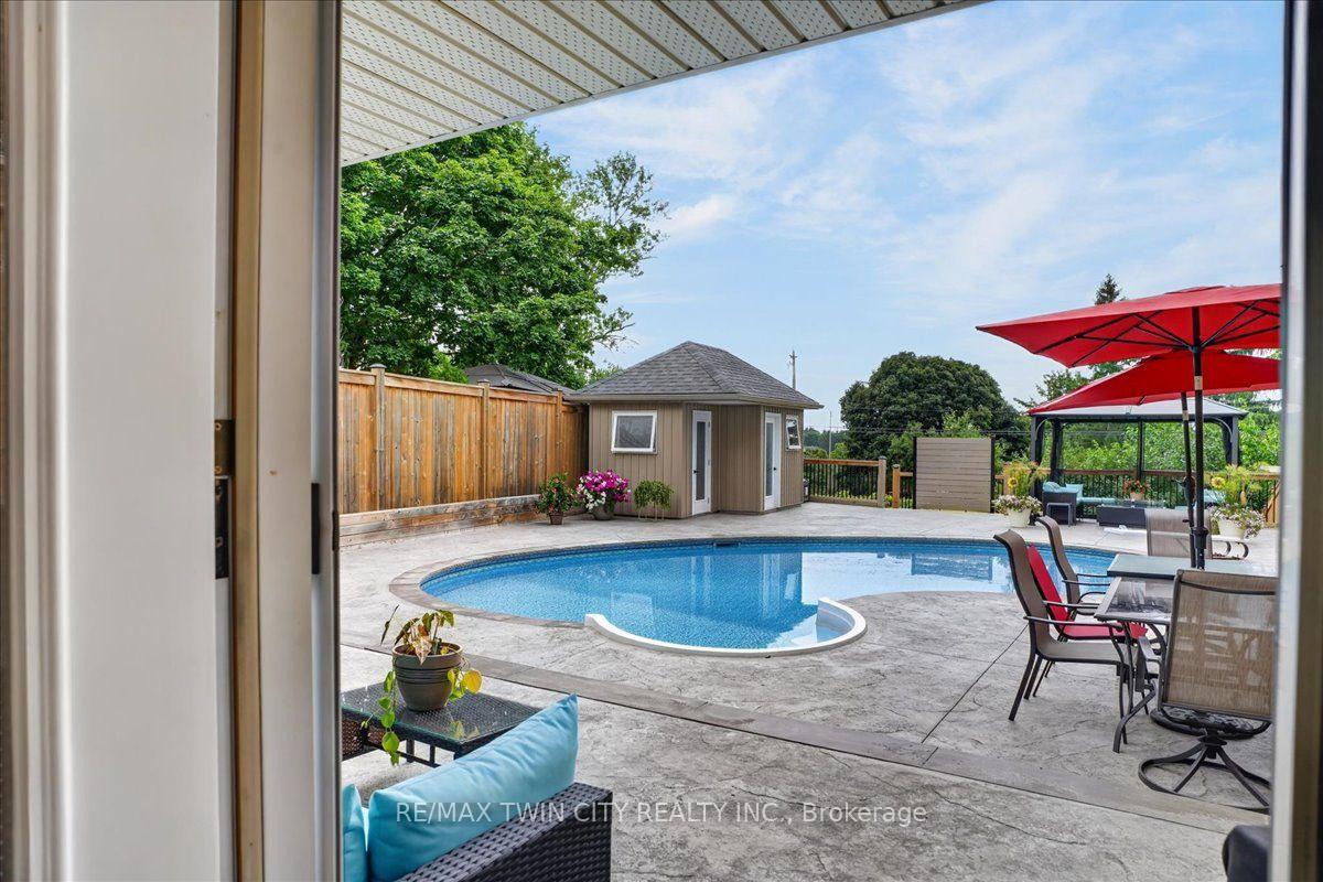 Photo 40 of 23 Briar Knoll Drive, Kitchener, Country Hills West — HOMEH