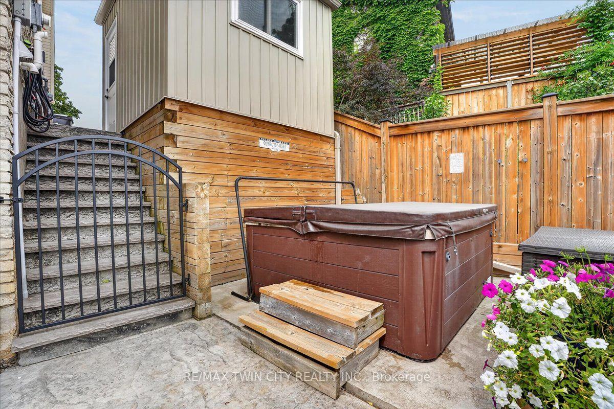 Photo 50 of 23 Briar Knoll Drive, Kitchener, Country Hills West — HOMEH