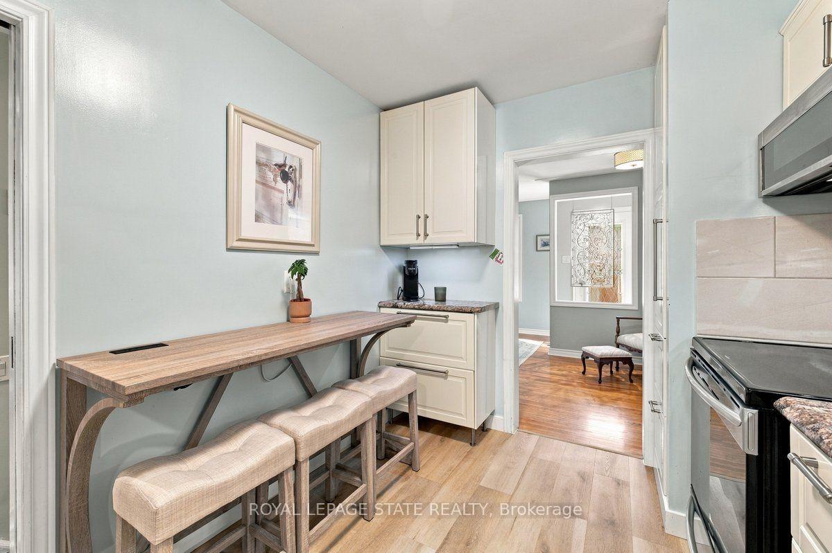 Photo 10 of 23 Allanton Boulevard, Brantford, Fairview/Greenbrier — HOMEH