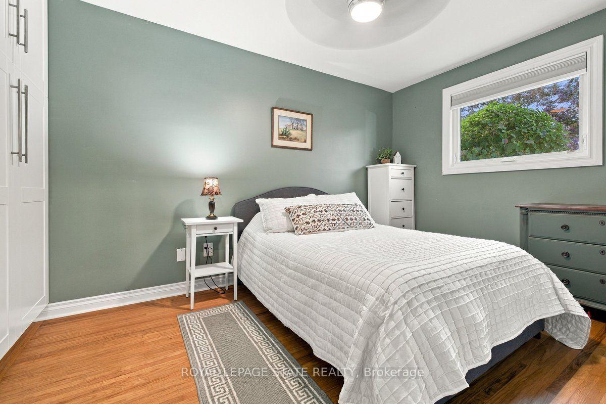 Photo 16 of 23 Allanton Boulevard, Brantford, Fairview/Greenbrier — HOMEH