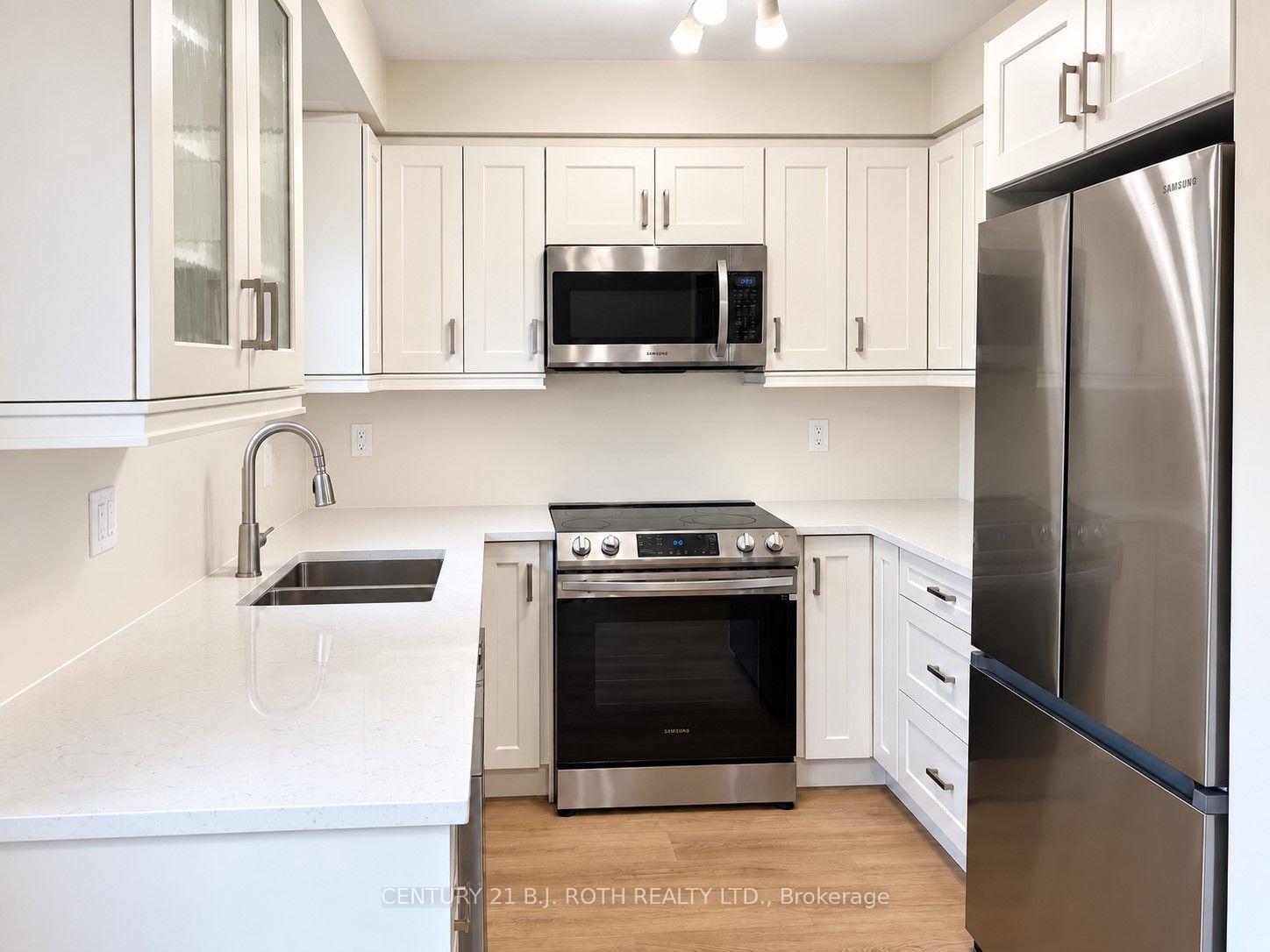 Photo 5 of 397 Ferndale Drive S, Barrie, Ardagh — HOMEH