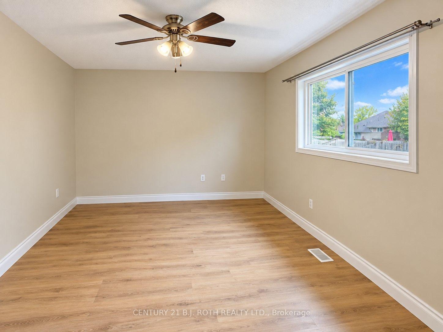 Photo 10 of 397 Ferndale Drive S, Barrie, Ardagh — HOMEH