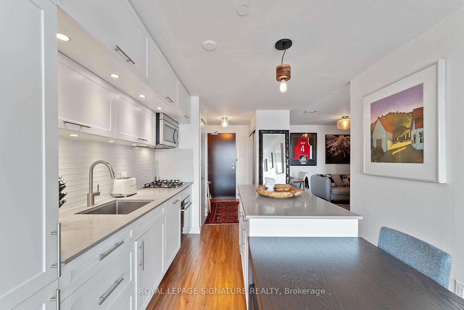 Photo 11 of Unit 601, 205 Manning Avenue, Toronto, Trinity-Bellwoods — HOMEH