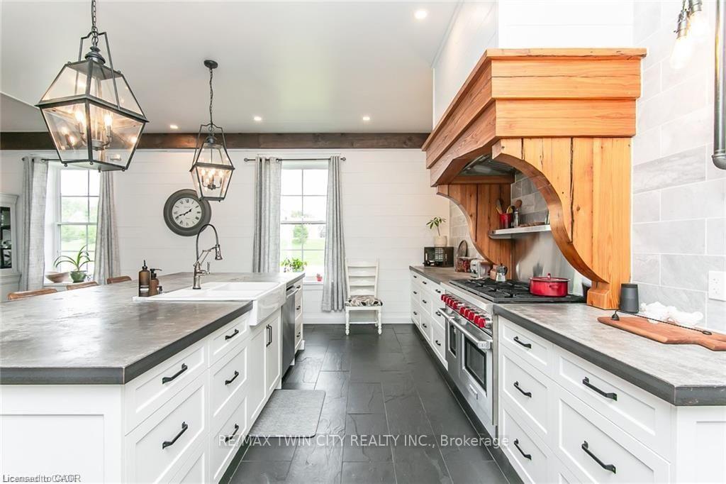 Photo 11 of 141 Ruth Anne Place, Mapleton, Rural Mapleton — HOMEH