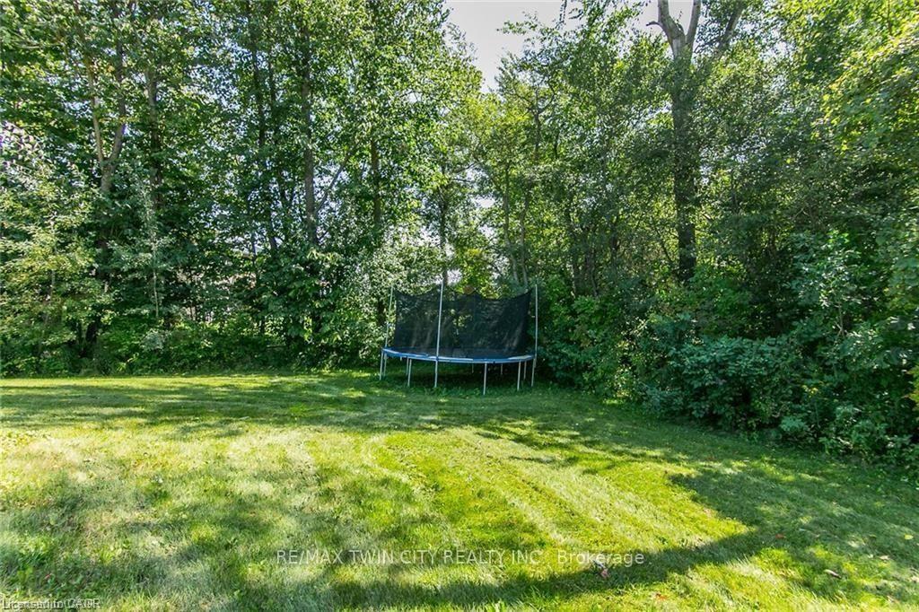 Photo 37 of 141 Ruth Anne Place, Mapleton, Rural Mapleton — HOMEH