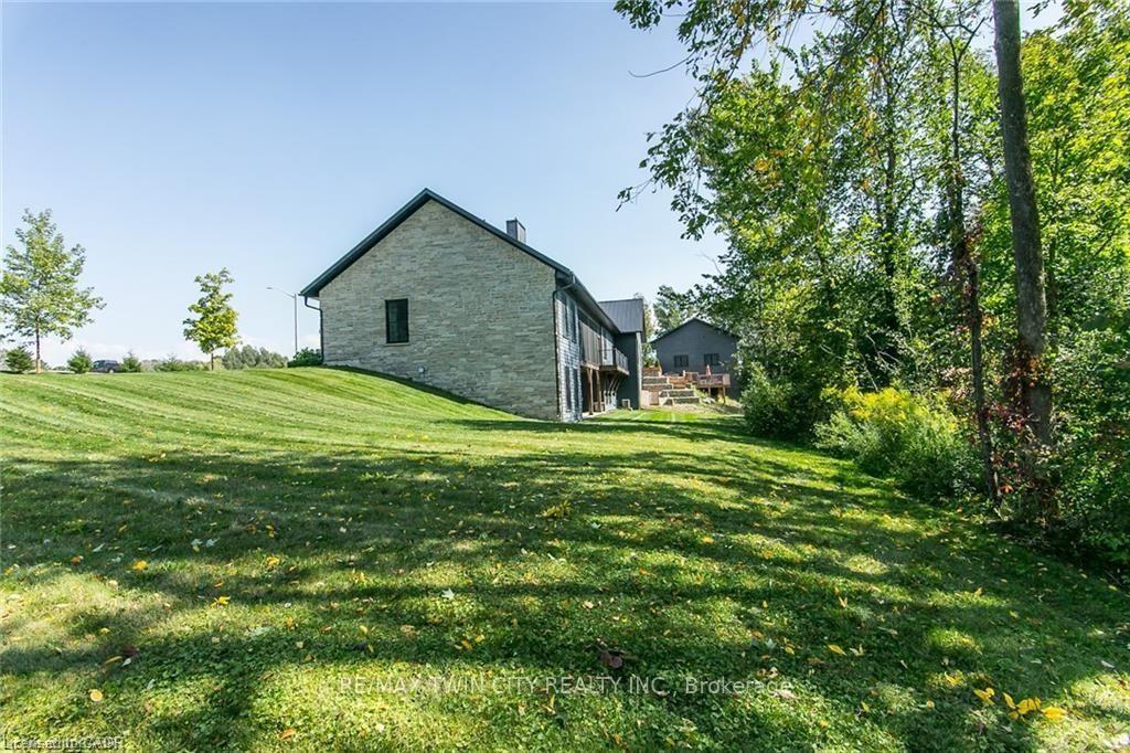 Photo 38 of 141 Ruth Anne Place, Mapleton, Rural Mapleton — HOMEH