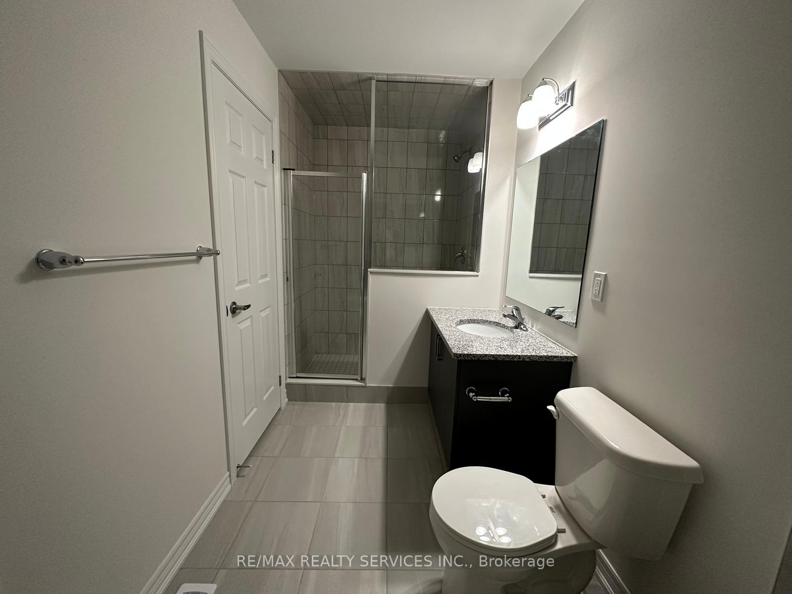 Photo 3 of 91 Air Dancer Crescent, Oshawa, Windfields — HOMEH