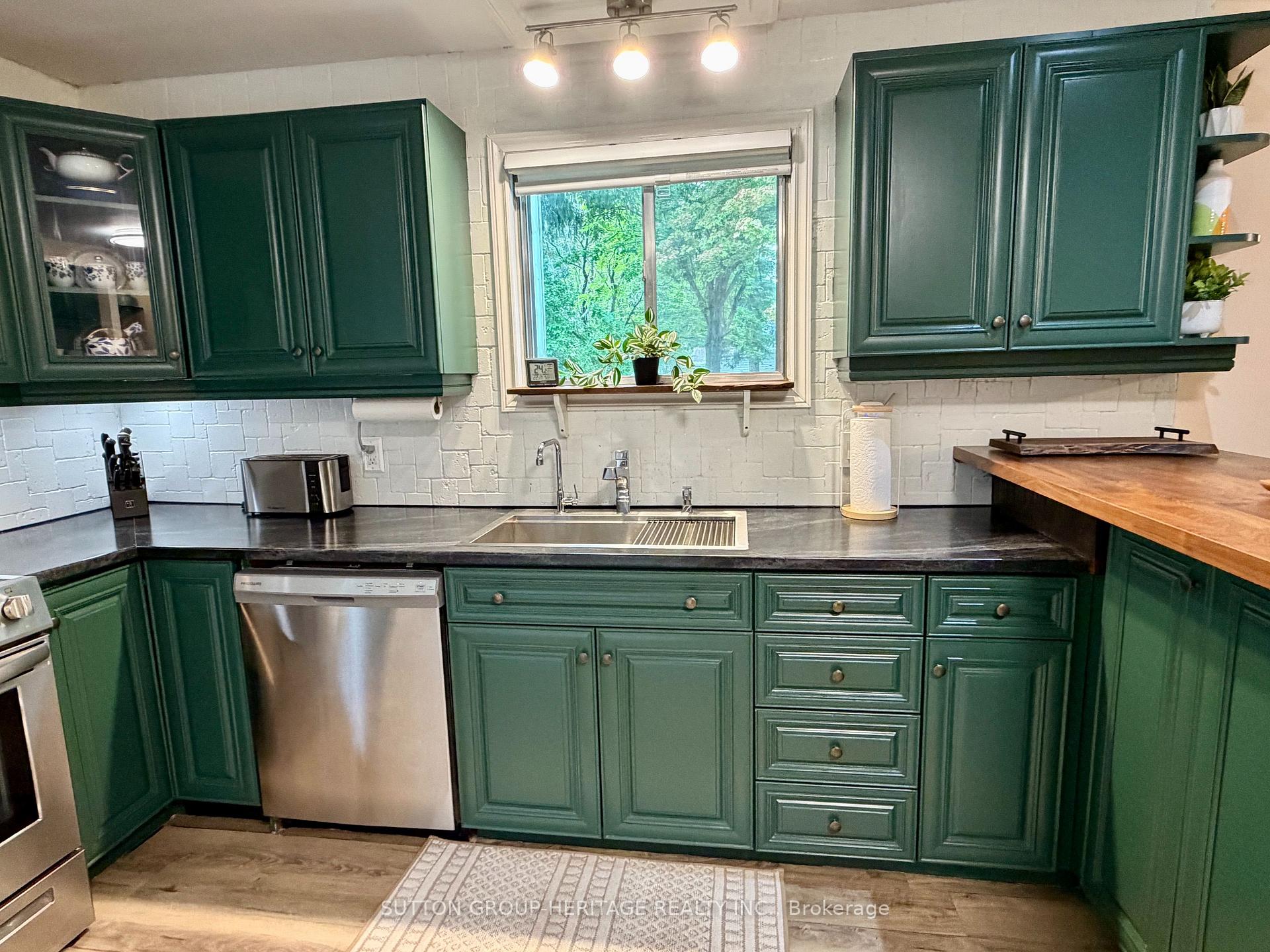 Photo 10 of 355 Gilbert Avenue, Norfolk, Delhi — HOMEH