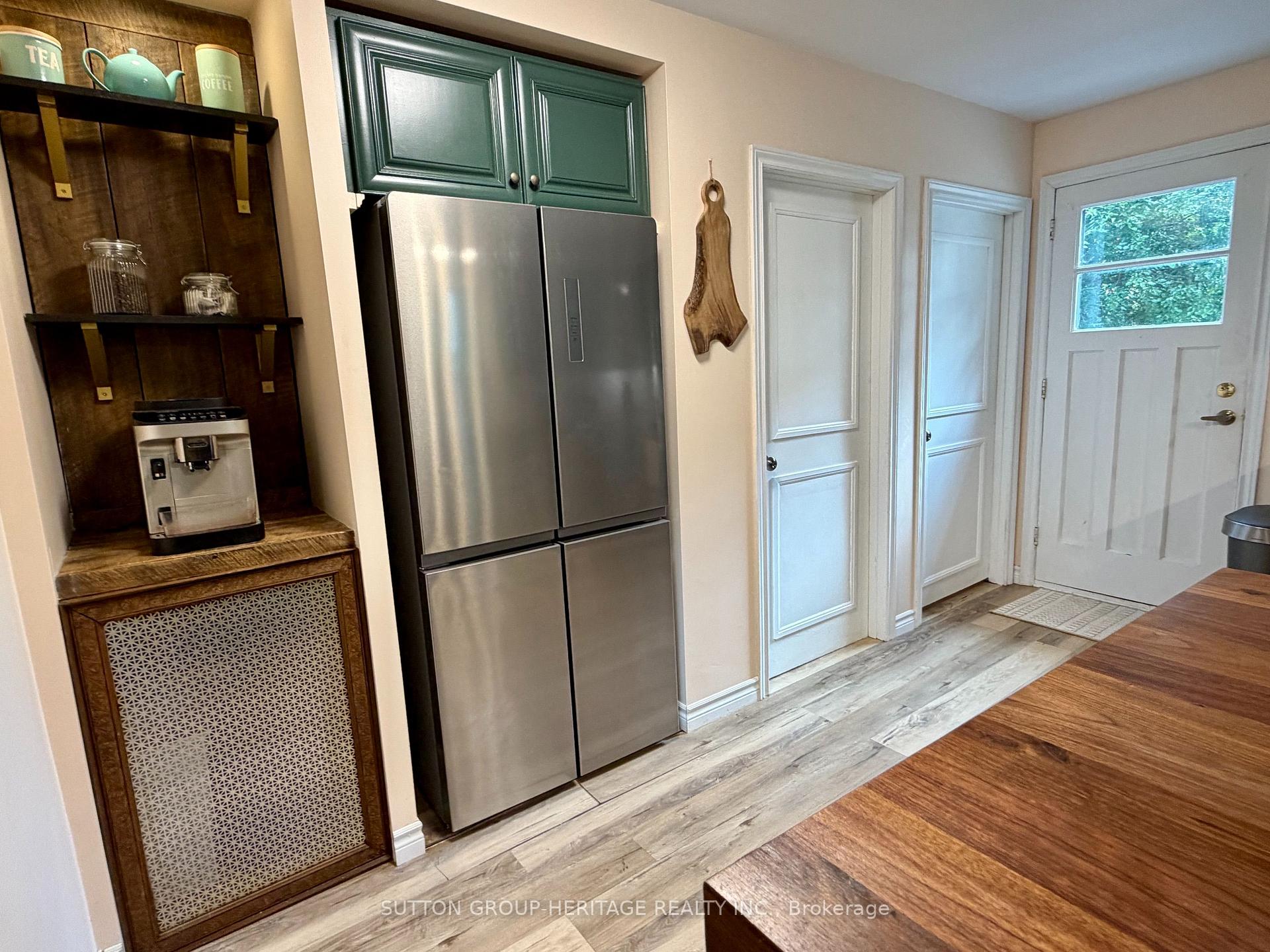 Photo 14 of 355 Gilbert Avenue, Norfolk, Delhi — HOMEH