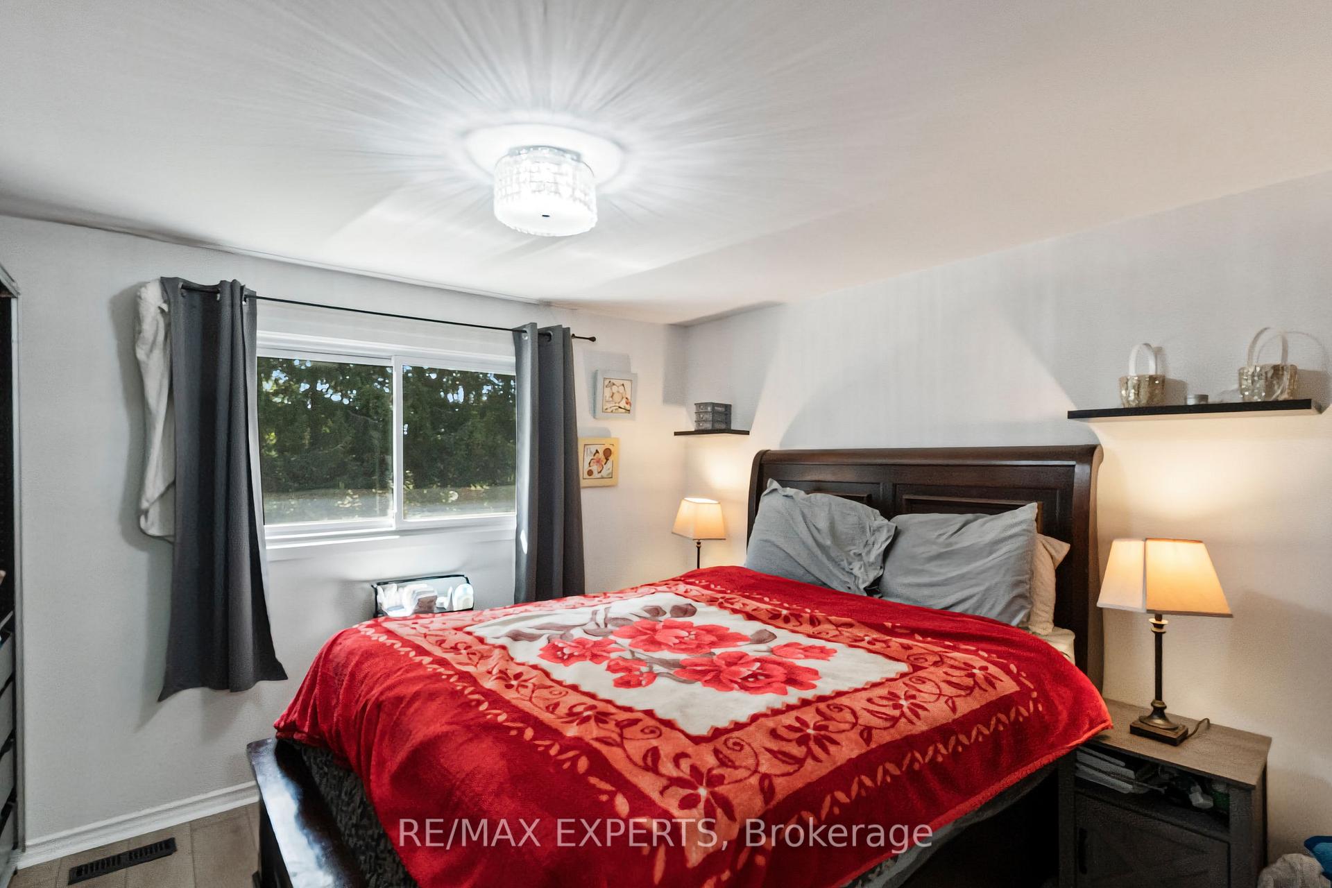 Photo 13 of 23 Thomas Street, Cobourg — HOMEH