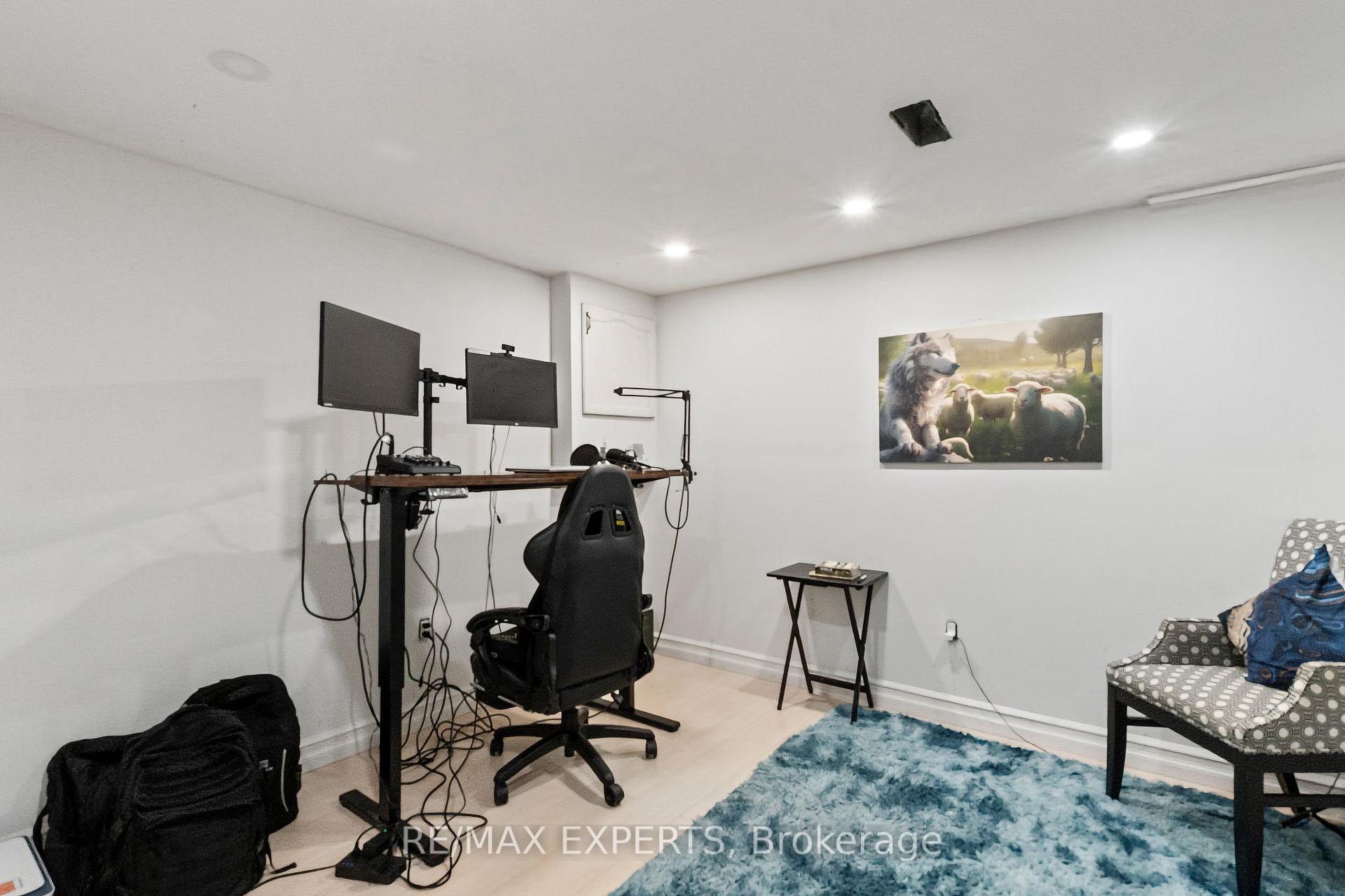 Photo 21 of 23 Thomas Street, Cobourg — HOMEH