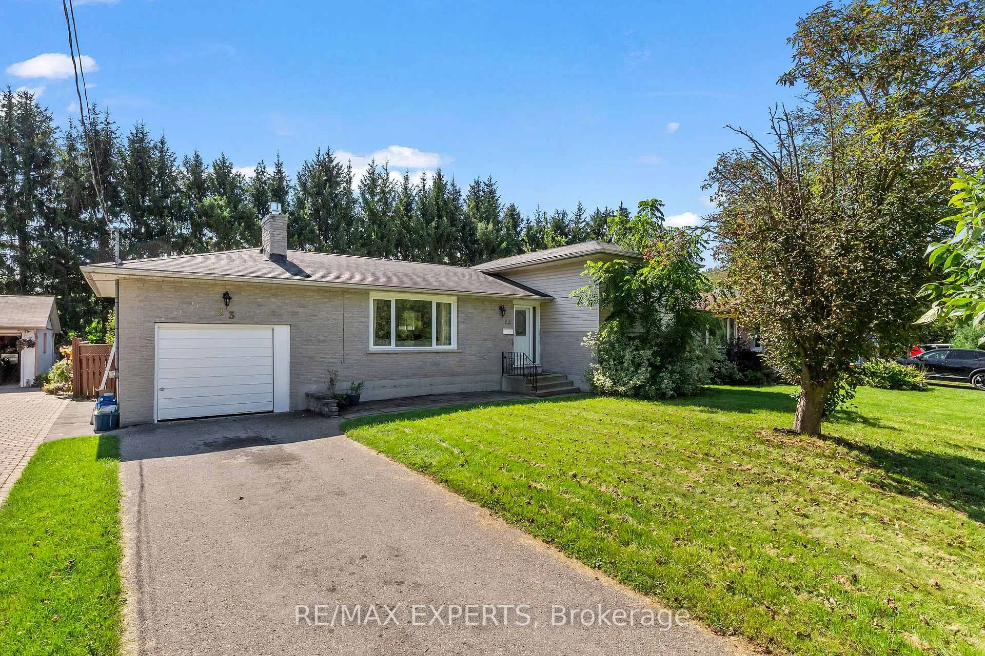 Photo 25 of 23 Thomas Street, Cobourg — HOMEH