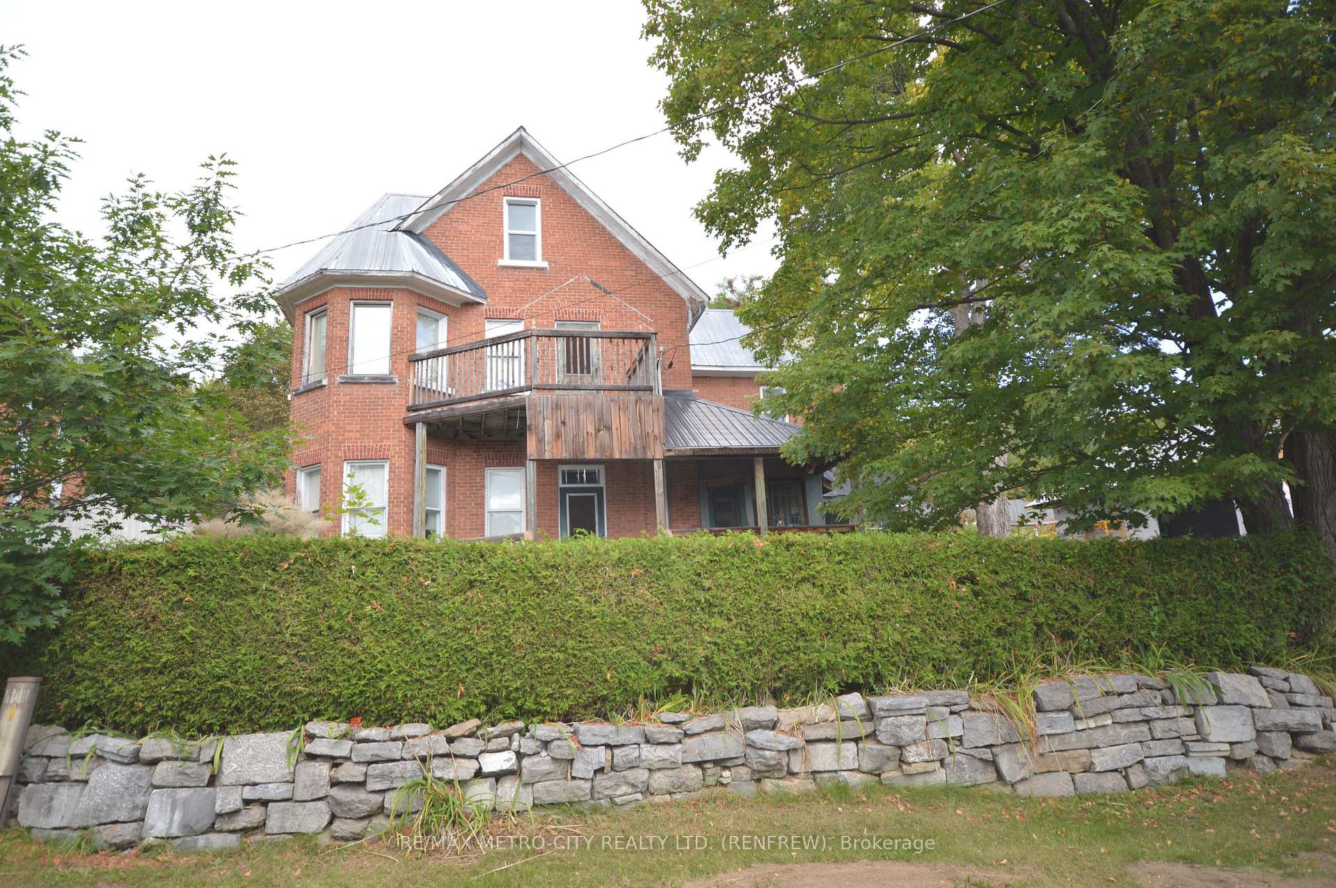 Photo 3 of 193 Oak Street, Bonnechere Valley, Eganville/Bonnechere Twp — HOMEH