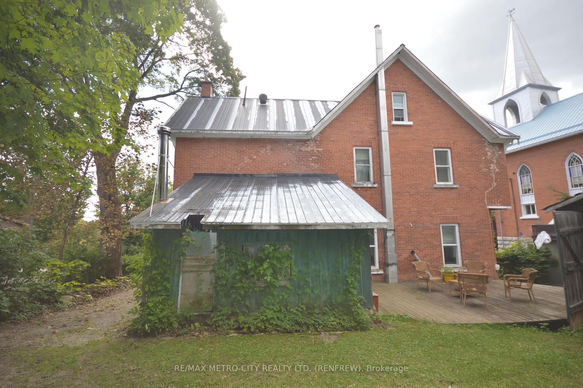 Photo 36 of 193 Oak Street, Bonnechere Valley, Eganville/Bonnechere Twp — HOMEH