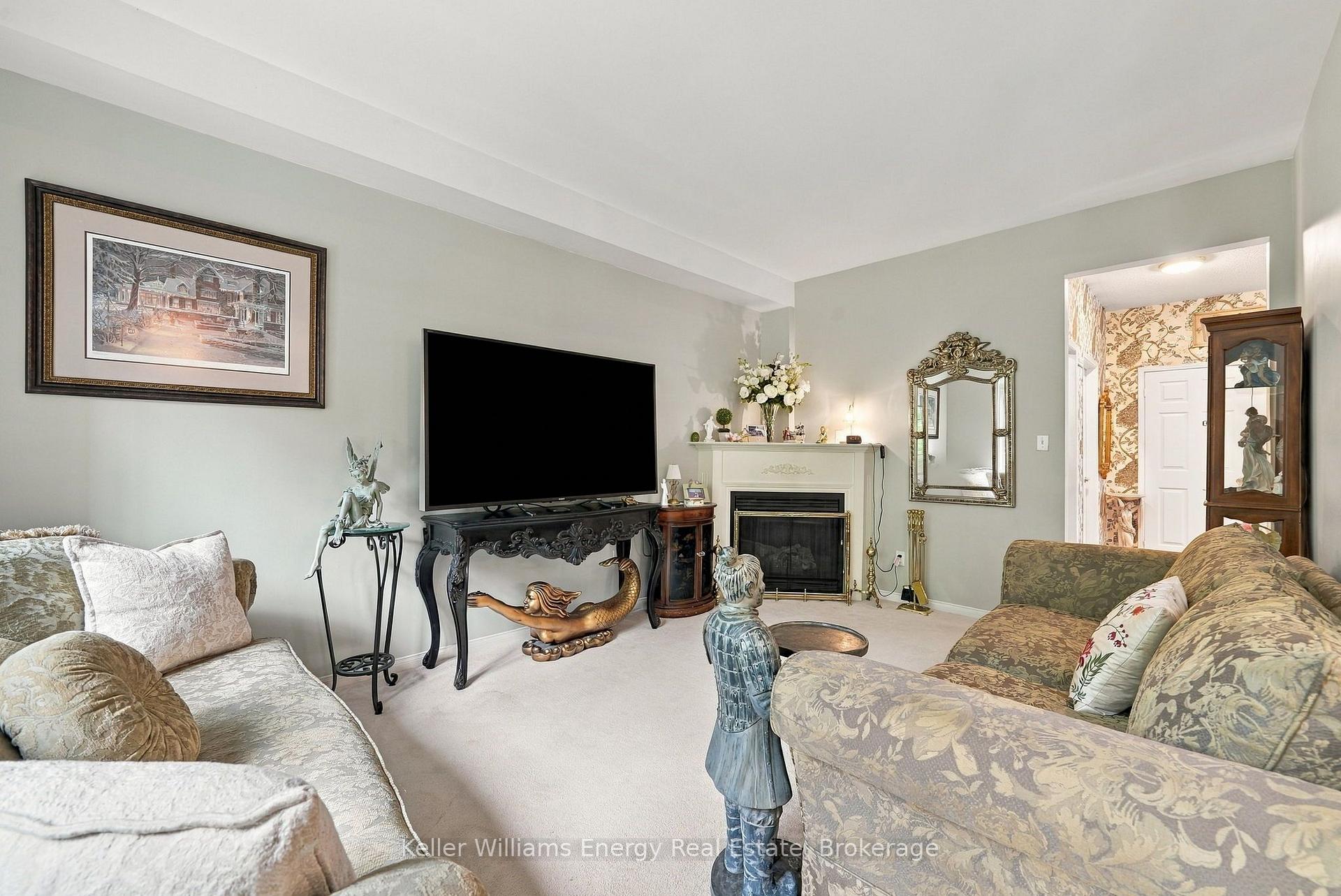 Photo 14 of 990 Glenbourne Drive, Oshawa, Pinecrest — HOMEH