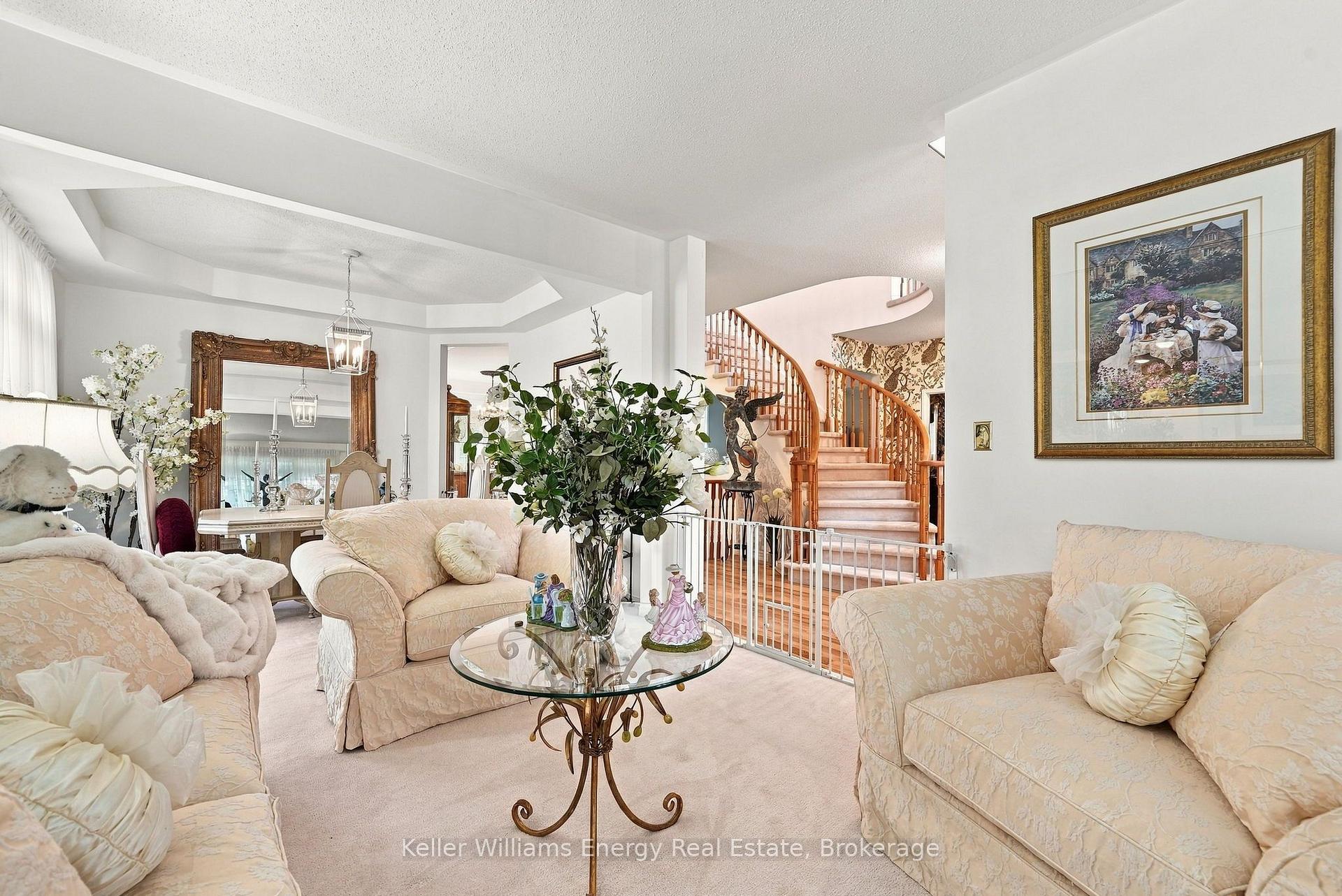 Photo 19 of 990 Glenbourne Drive, Oshawa, Pinecrest — HOMEH