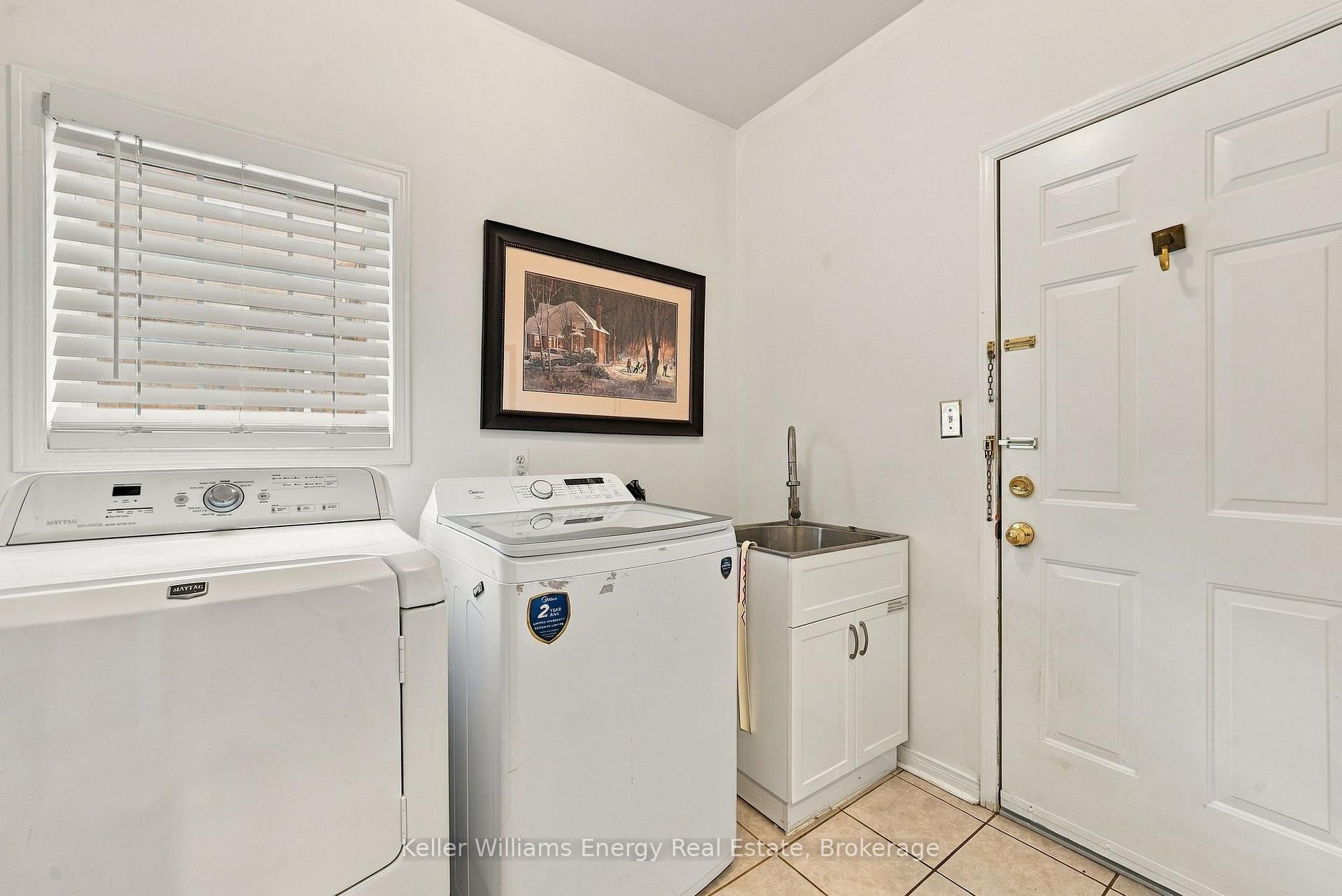 Photo 21 of 990 Glenbourne Drive, Oshawa, Pinecrest — HOMEH