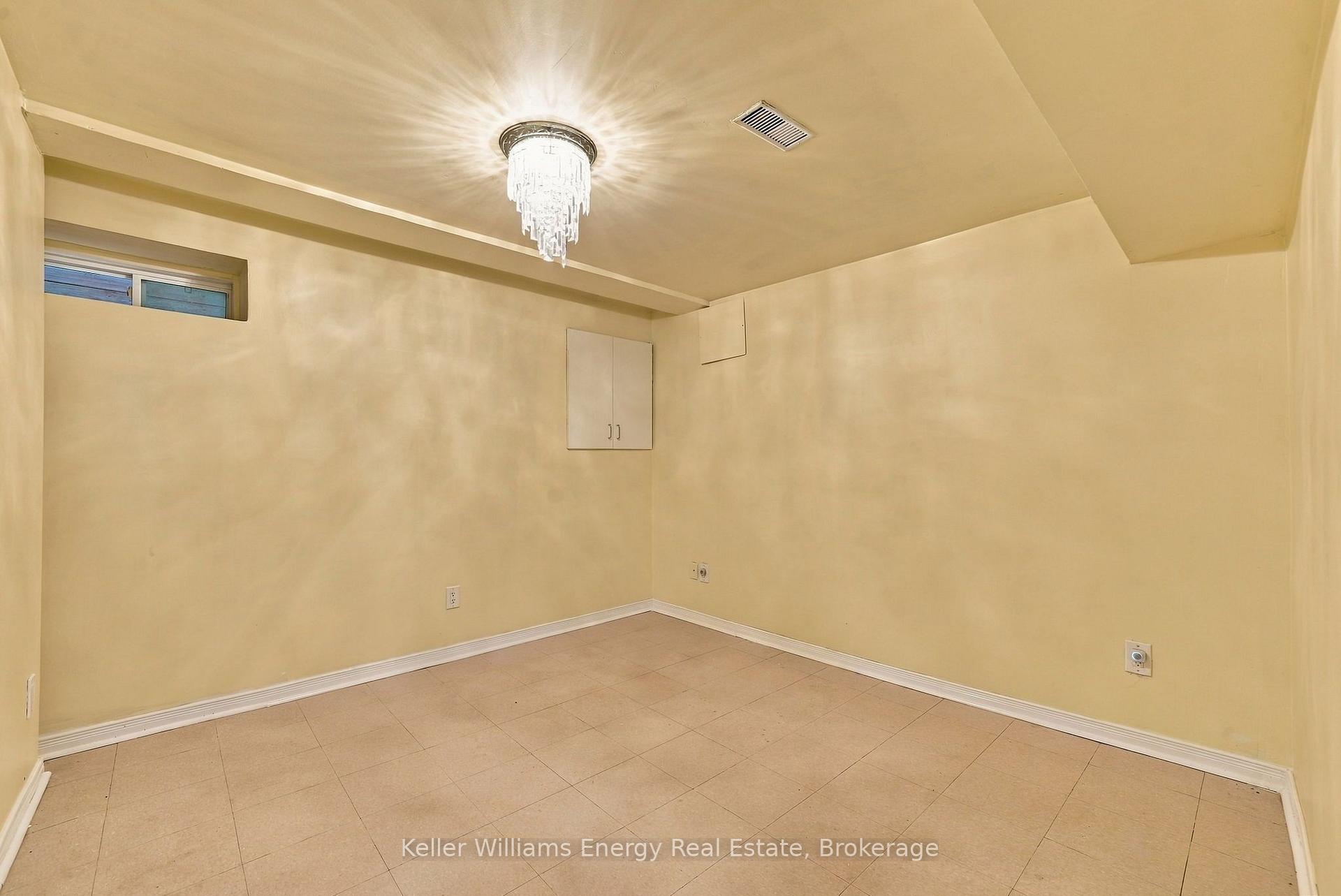 Photo 43 of 990 Glenbourne Drive, Oshawa, Pinecrest — HOMEH