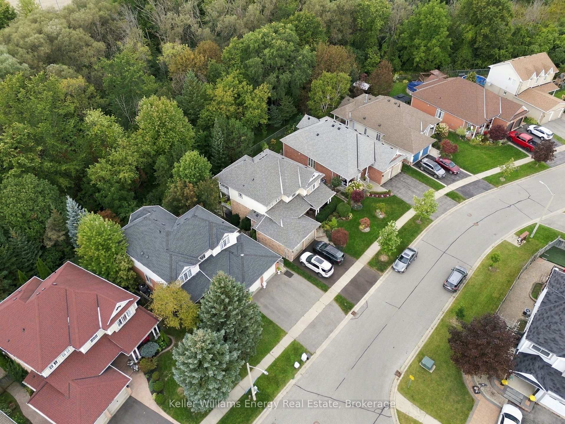 Photo 49 of 990 Glenbourne Drive, Oshawa, Pinecrest — HOMEH