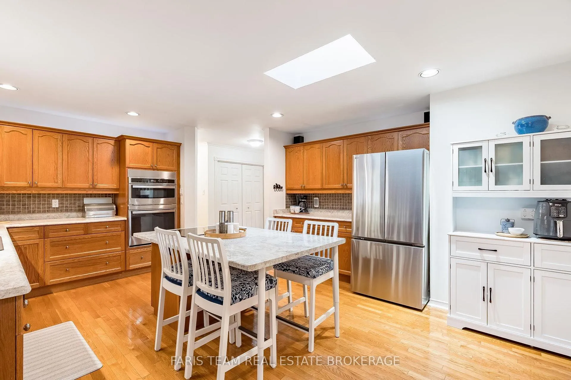 Photo 8 of 1033 Cameron Street, Innisfil, Rural Innisfil — HOMEH