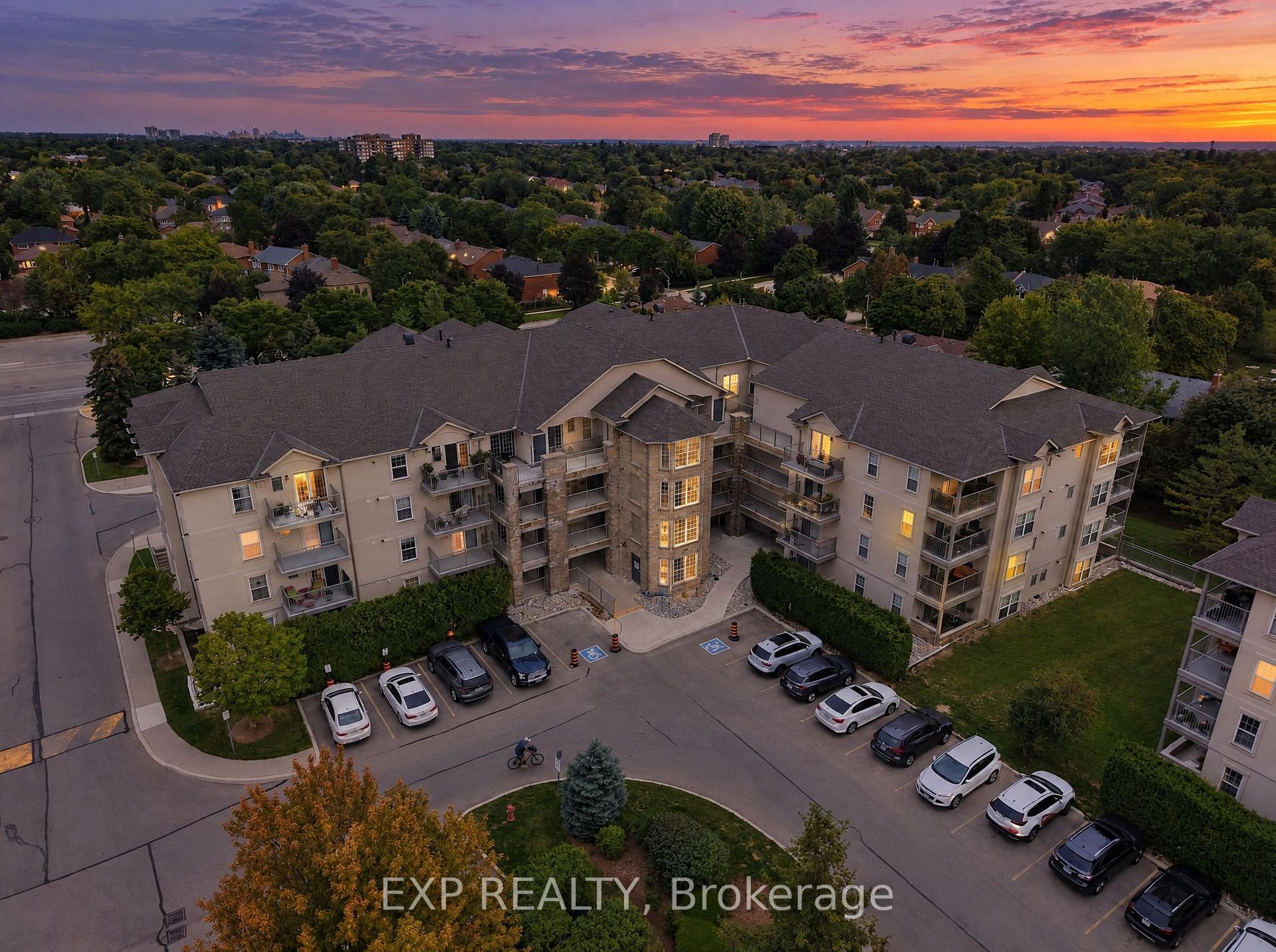 Photo of Unit 206, 1440 Bishops Gate