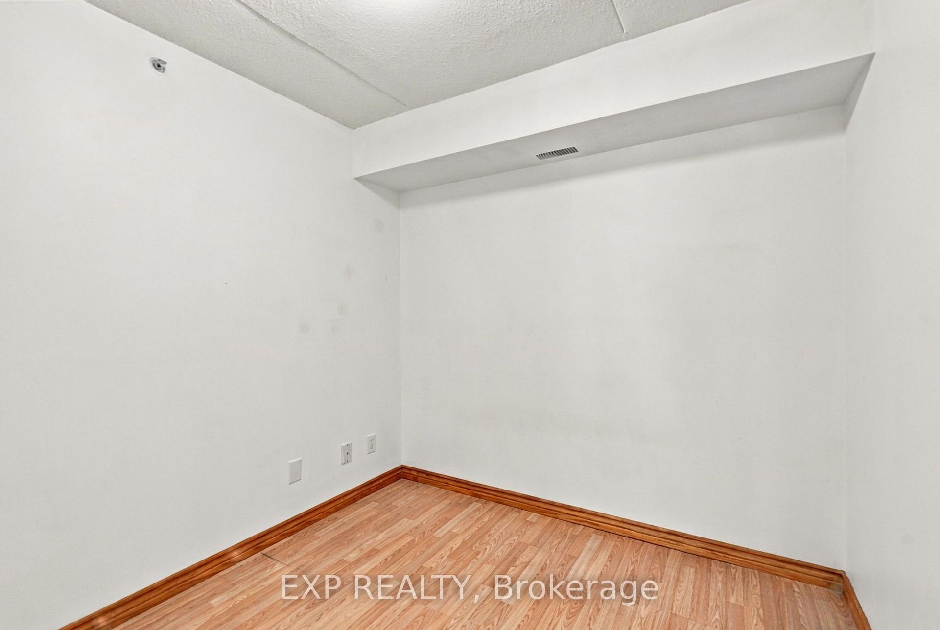 Photo 9 of Unit 206, 1440 Bishops Gate, Oakville, Glen Abbey — HOMEH