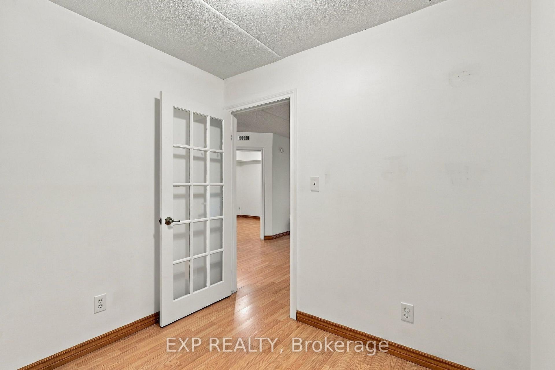 Photo 11 of Unit 206, 1440 Bishops Gate, Oakville, Glen Abbey — HOMEH