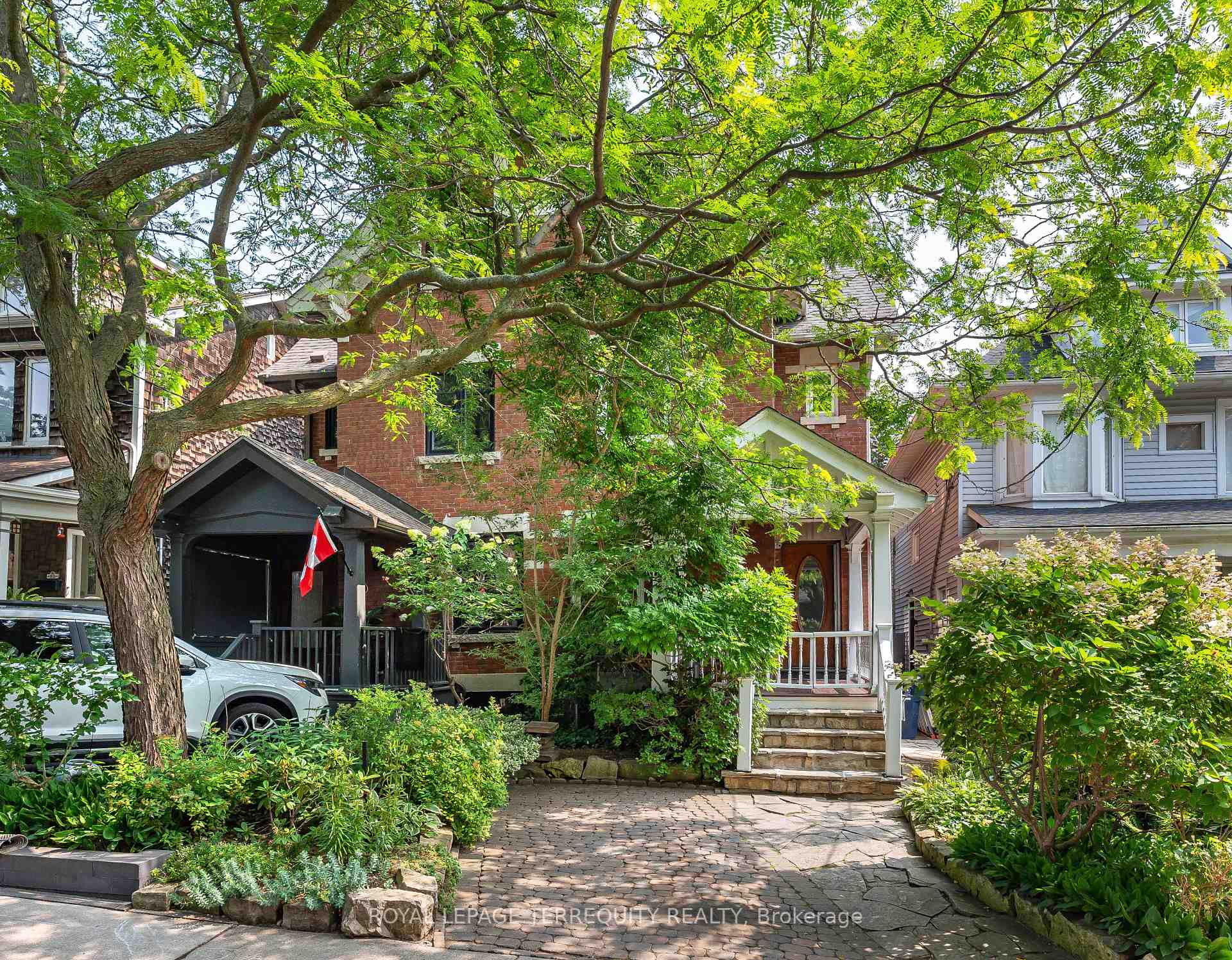 Photo 1 of 89 Leuty Avenue, Toronto, The Beaches — HOMEH