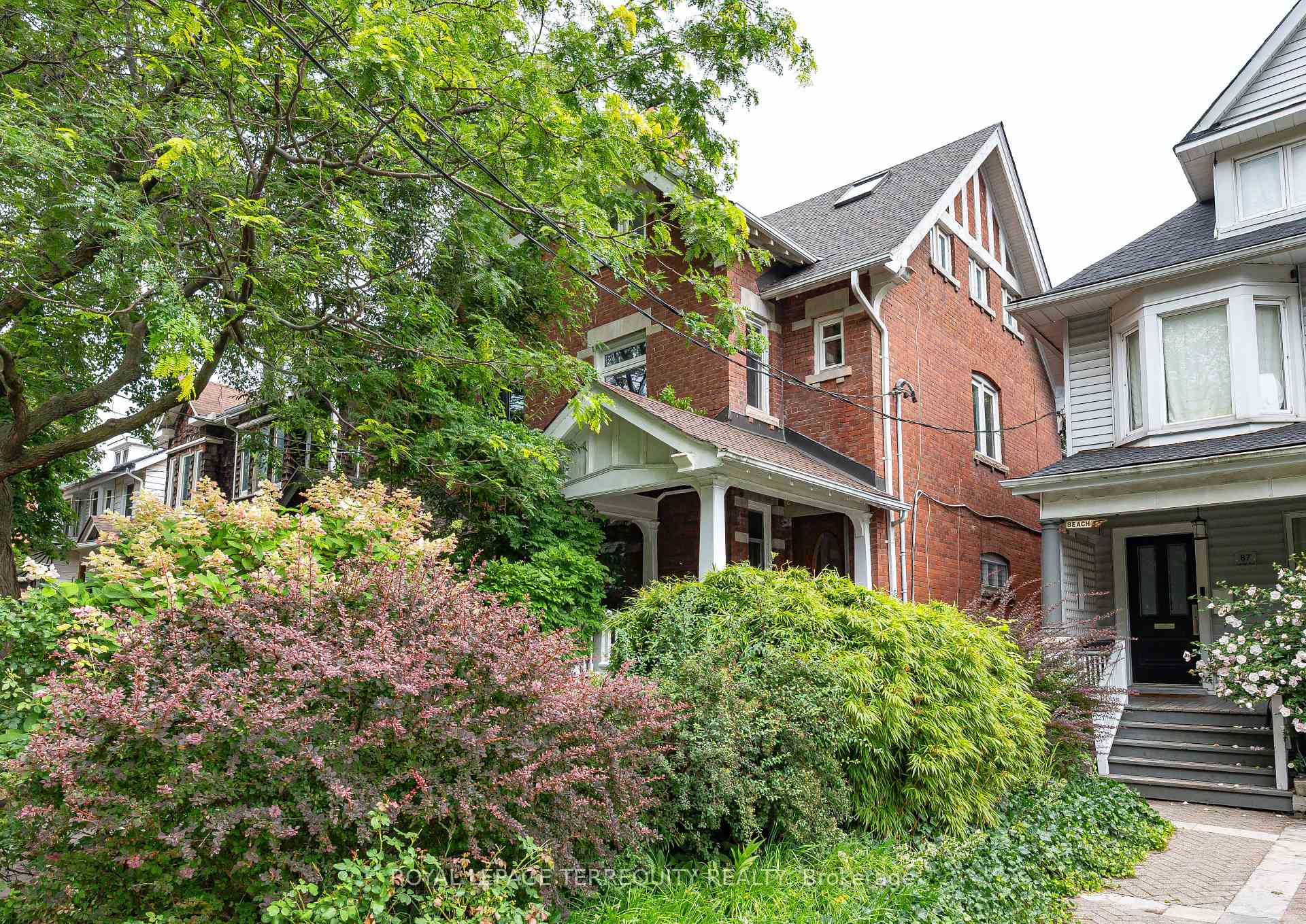 Photo 3 of 89 Leuty Avenue, Toronto, The Beaches — HOMEH