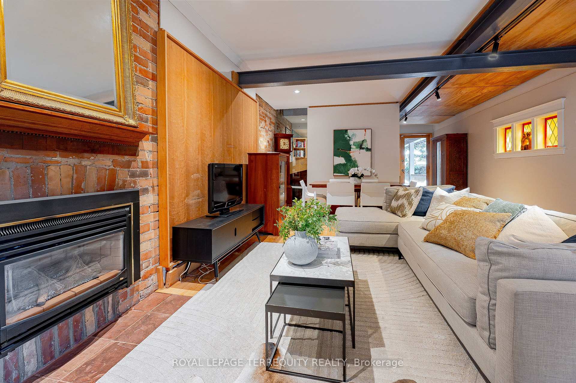 Photo 8 of 89 Leuty Avenue, Toronto, The Beaches — HOMEH