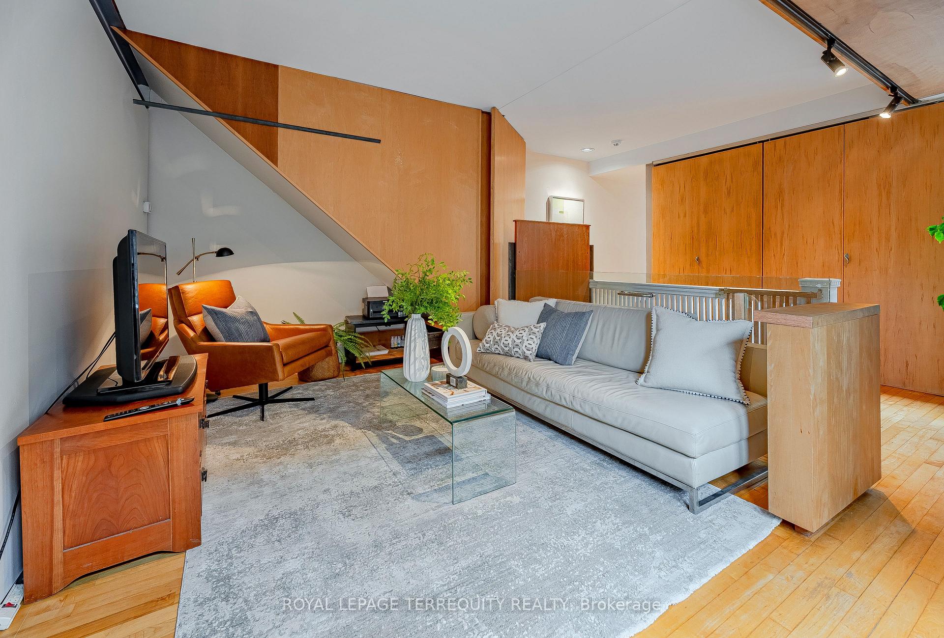 Photo 15 of 89 Leuty Avenue, Toronto, The Beaches — HOMEH