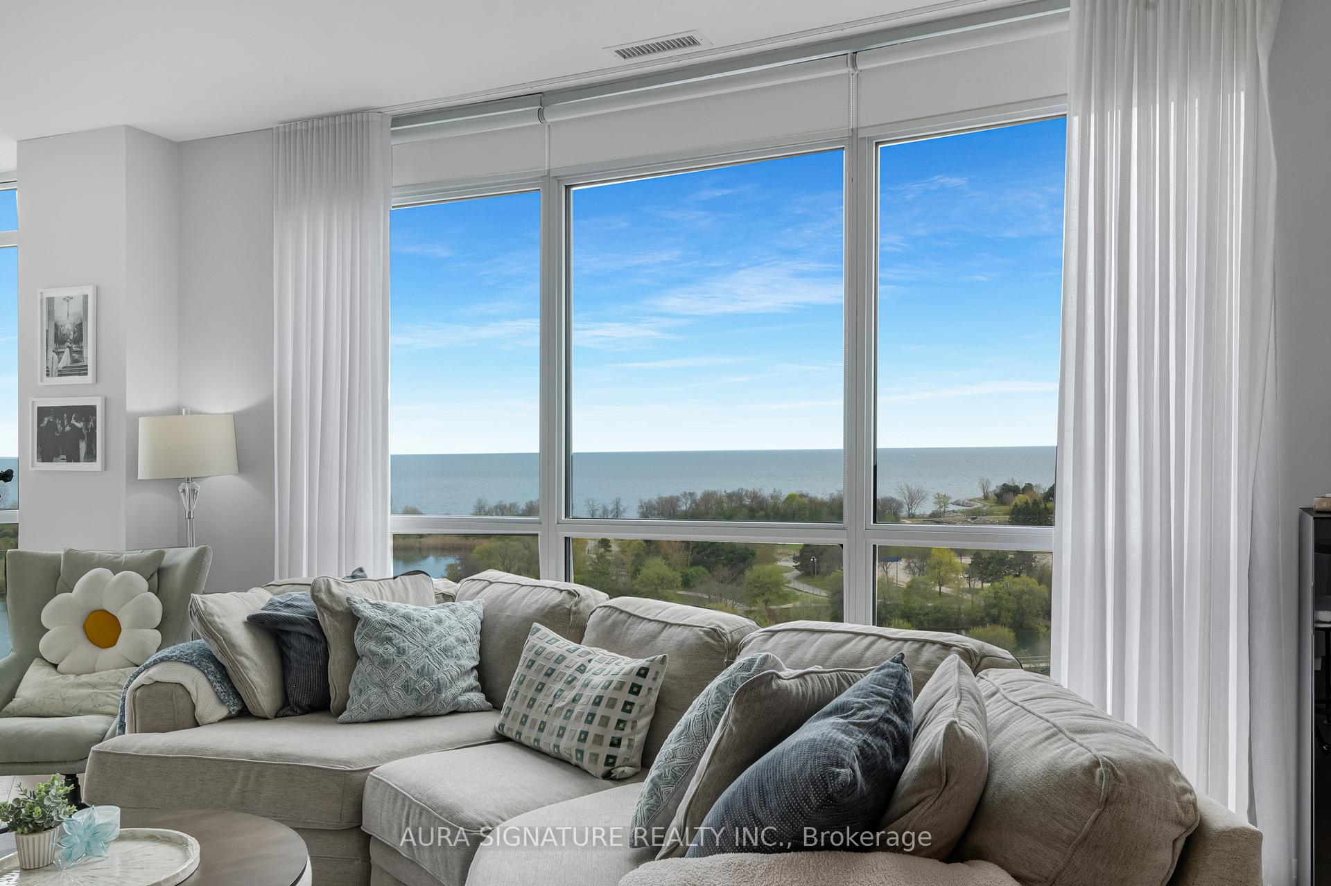 Photo 17 of Unit 1004, 59 Annie Craig Drive, Etobicoke, Mimico — HOMEH