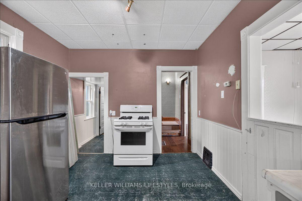 Photo 16 of 20 Arthur Avenue, St. Thomas — HOMEH