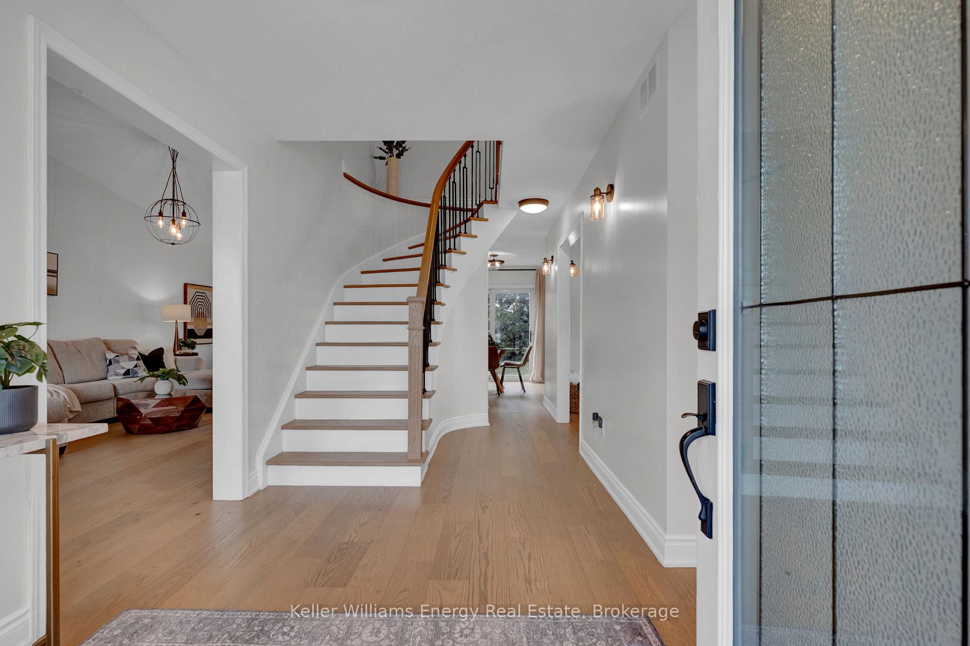 Photo 3 of 5736 Main Street, Clarington, Orono — HOMEH