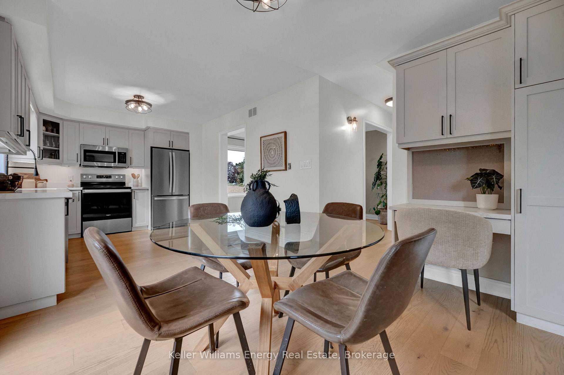 Photo 9 of 5736 Main Street, Clarington, Orono — HOMEH