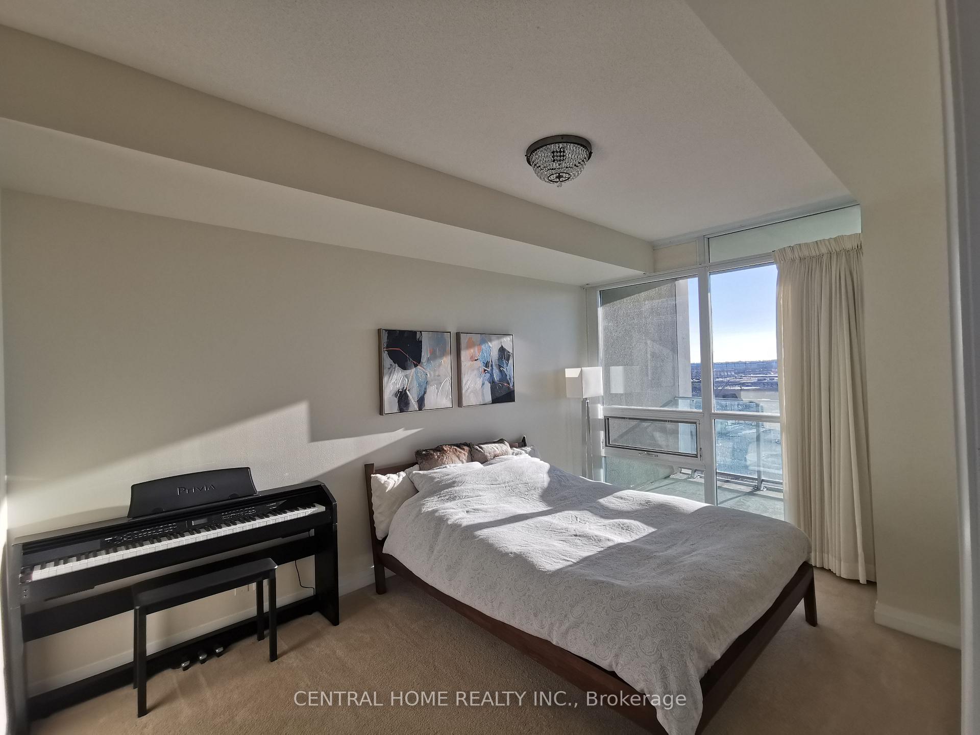 Photo 7 of Unit 613, 1055 Southdown Road, Mississauga, Clarkson — HOMEH