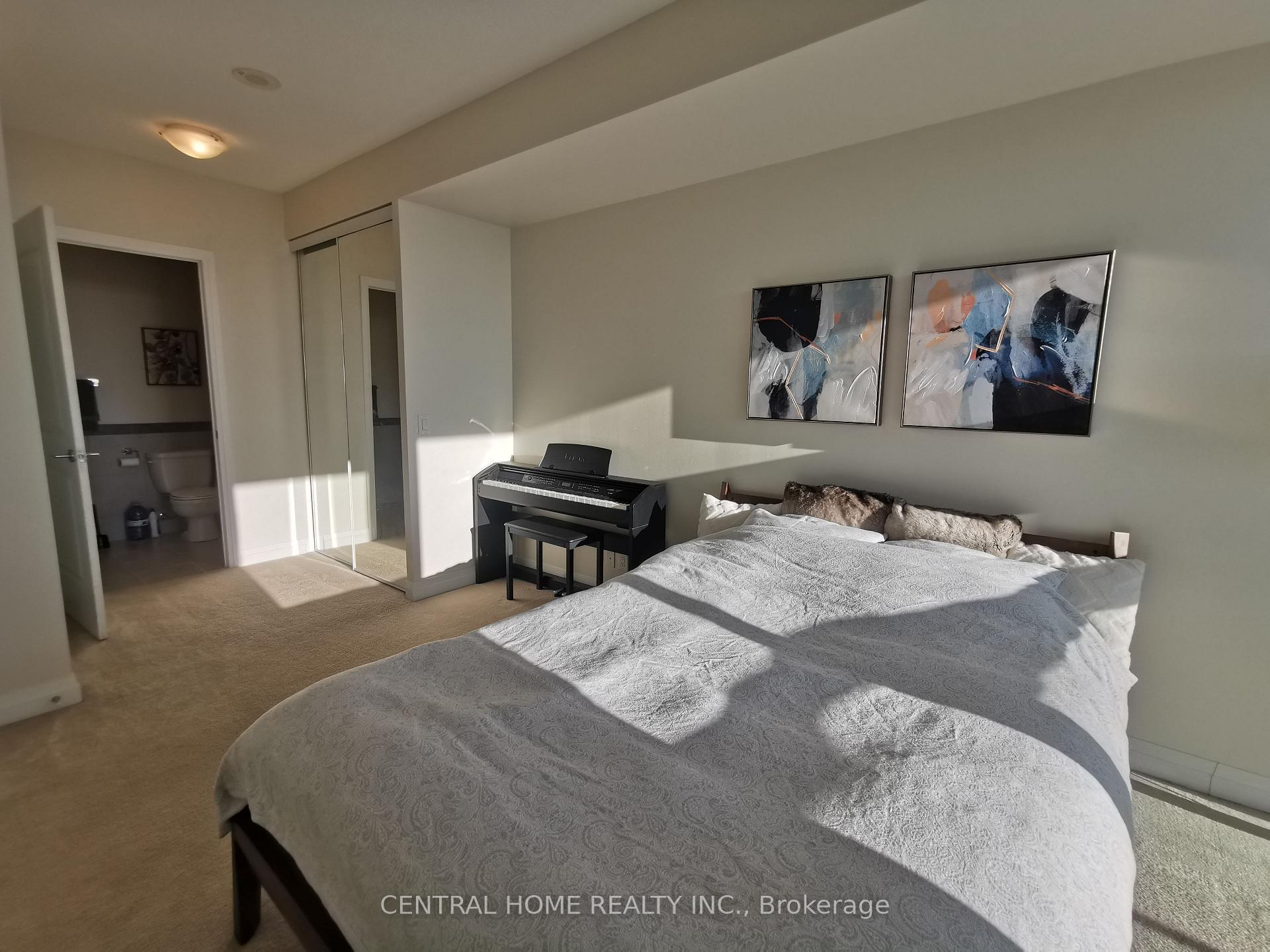 Photo 8 of Unit 613, 1055 Southdown Road, Mississauga, Clarkson — HOMEH