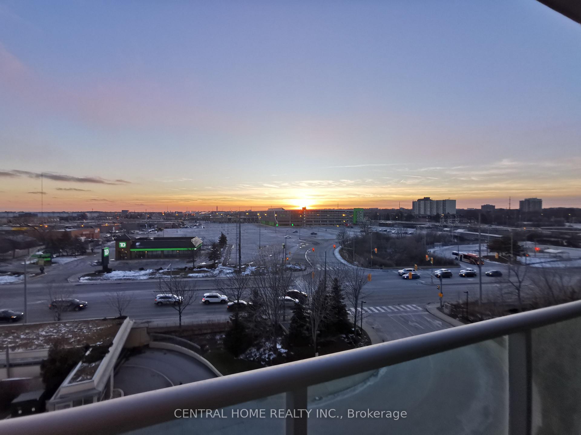 Photo 12 of Unit 613, 1055 Southdown Road, Mississauga, Clarkson — HOMEH