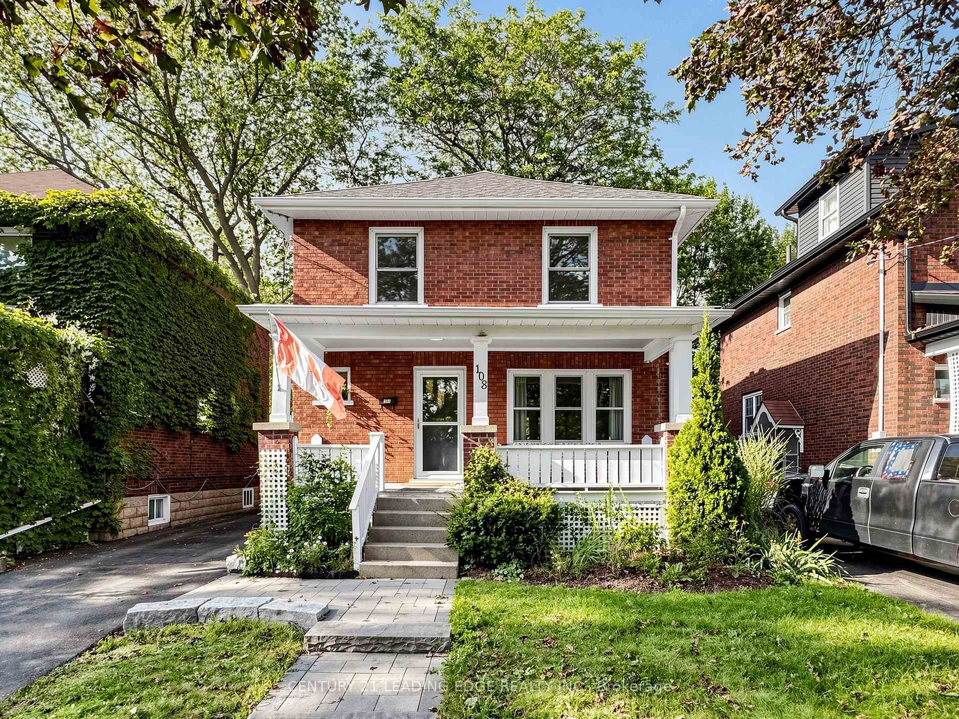 Photo 2 of 108 Frederick Street, Oshawa, O'Neill — HOMEH