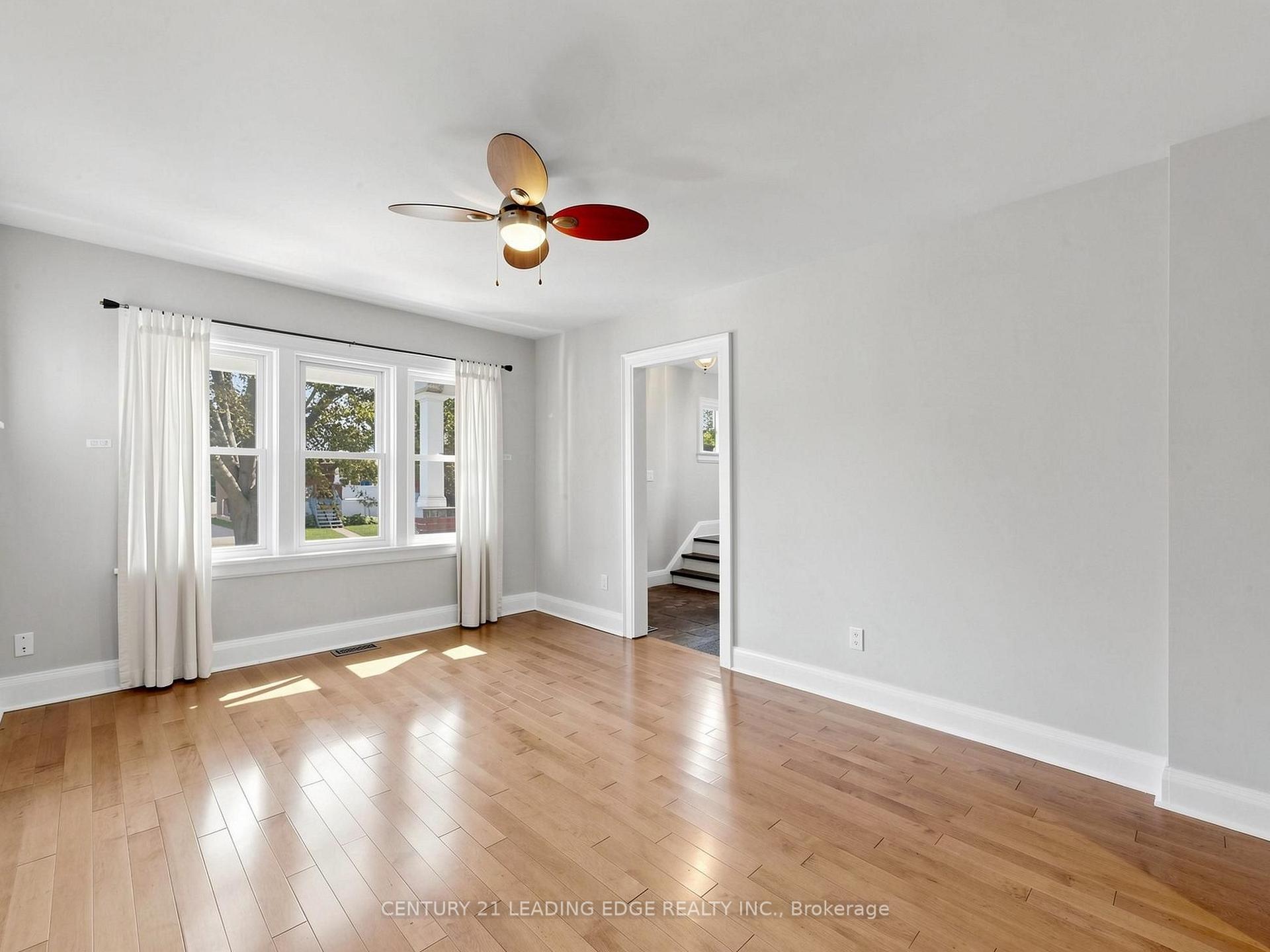 Photo 3 of 108 Frederick Street, Oshawa, O'Neill — HOMEH