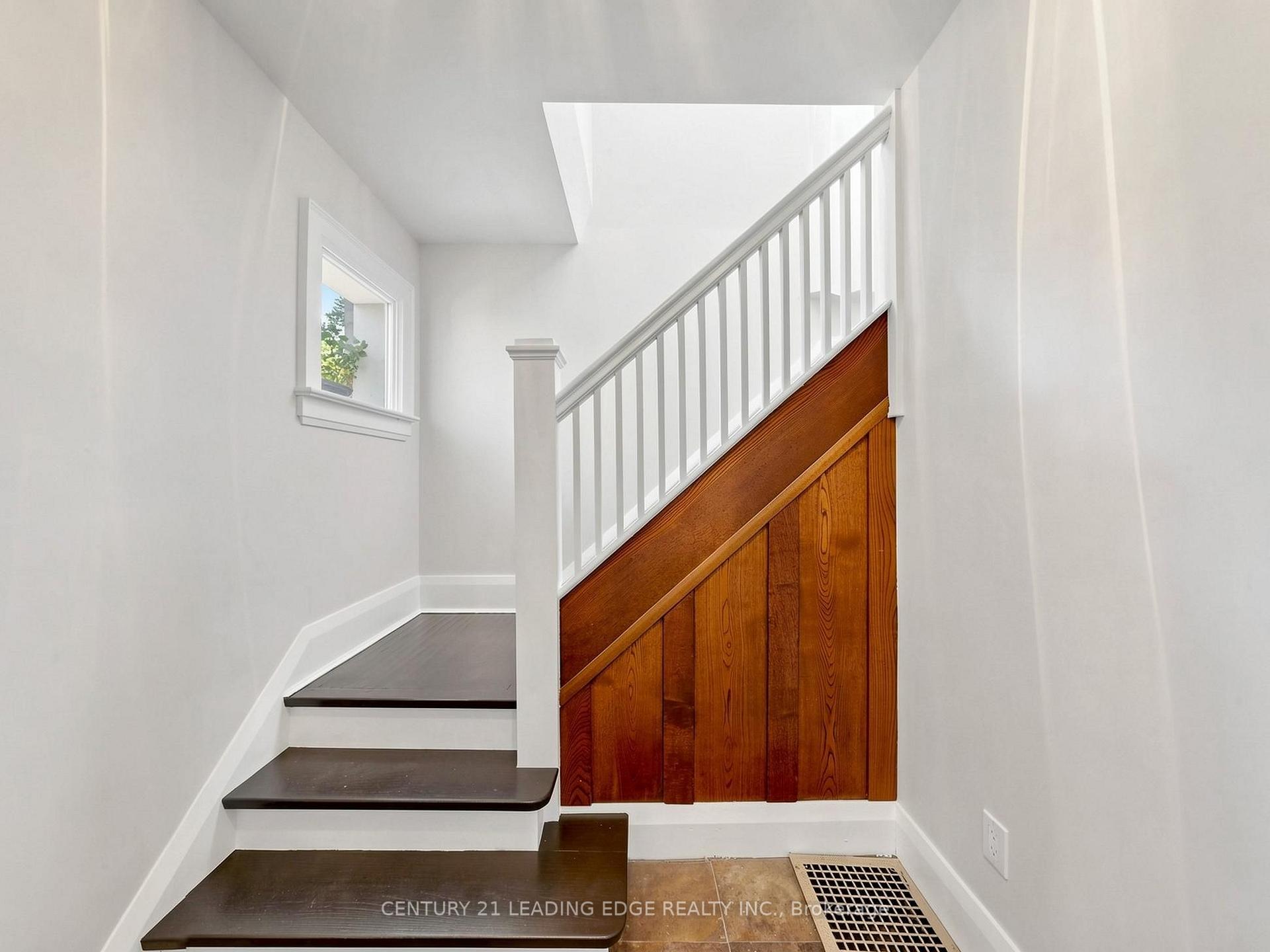 Photo 9 of 108 Frederick Street, Oshawa, O'Neill — HOMEH