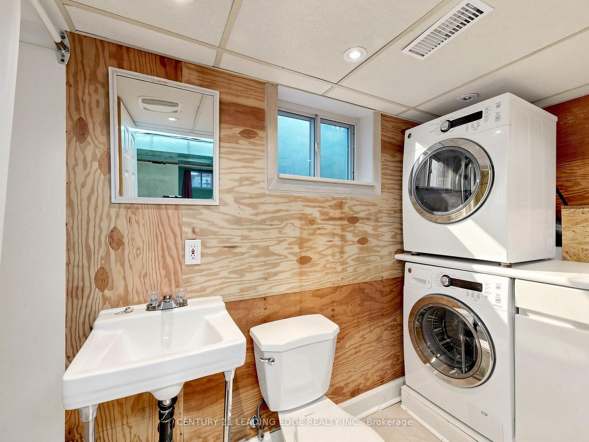 Photo 19 of 108 Frederick Street, Oshawa, O'Neill — HOMEH