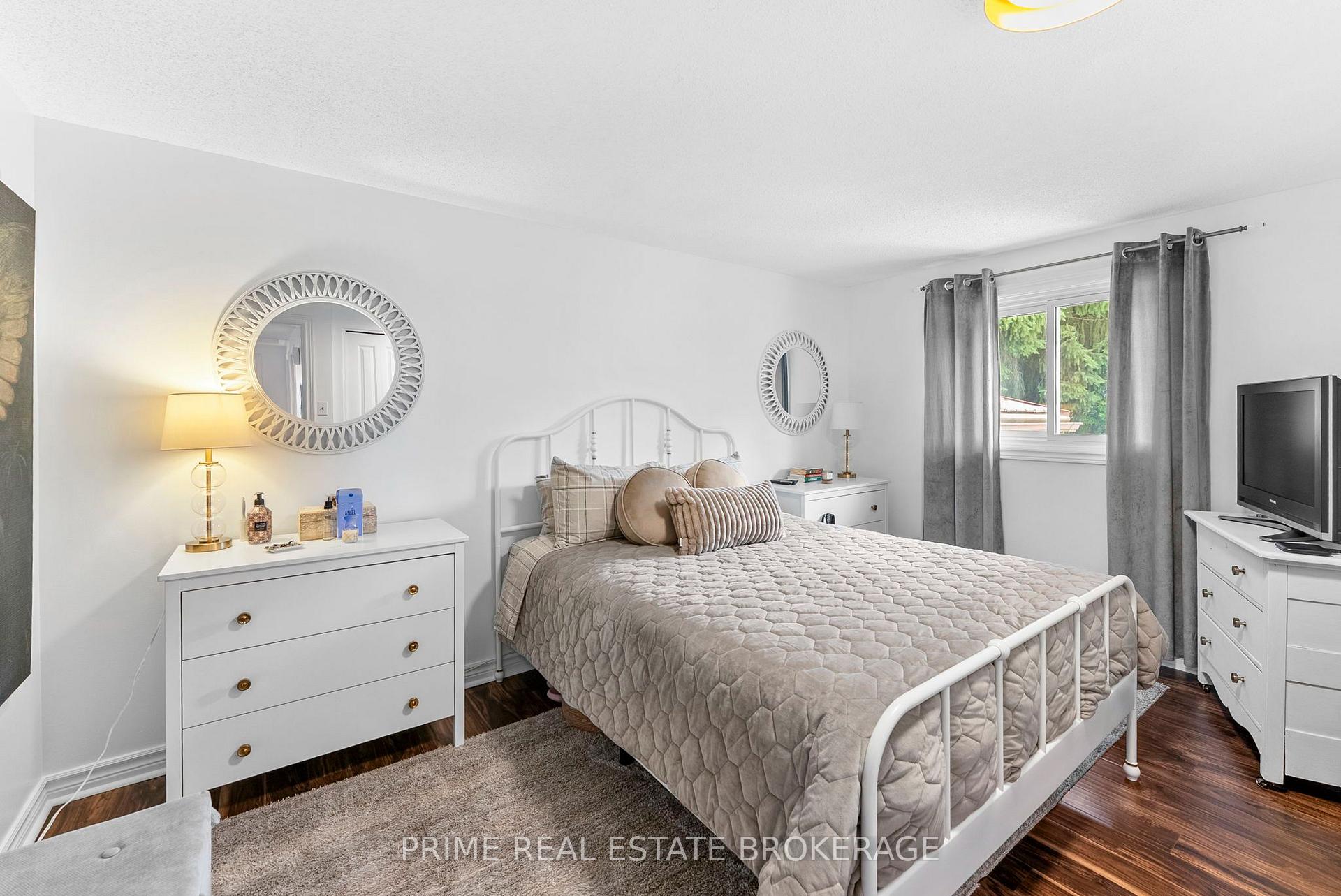 Photo 13 of 45 Cheviot Place, London, South R — HOMEH
