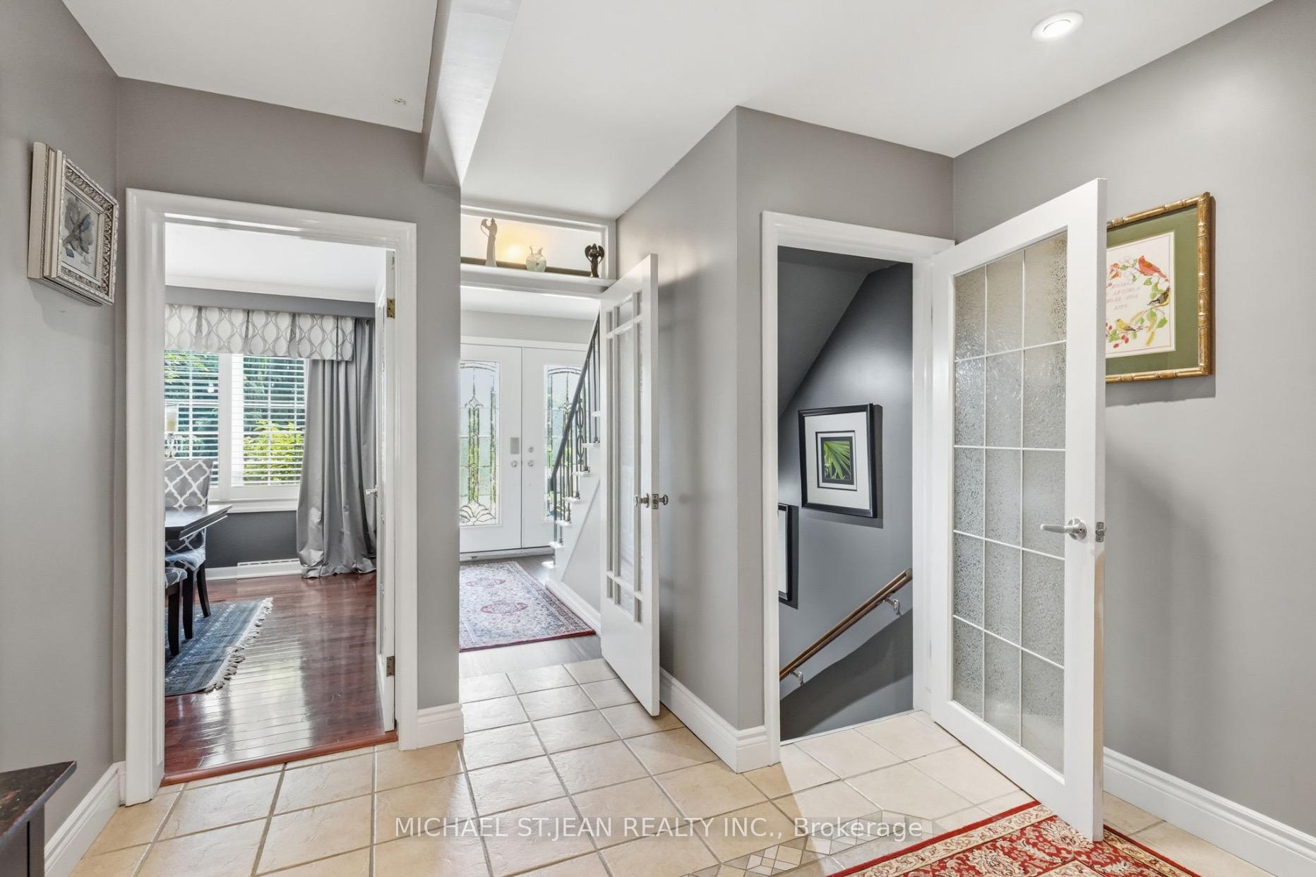 Photo 5 of 33 Centennial Parkway S, Hamilton, Stoney Creek — HOMEH