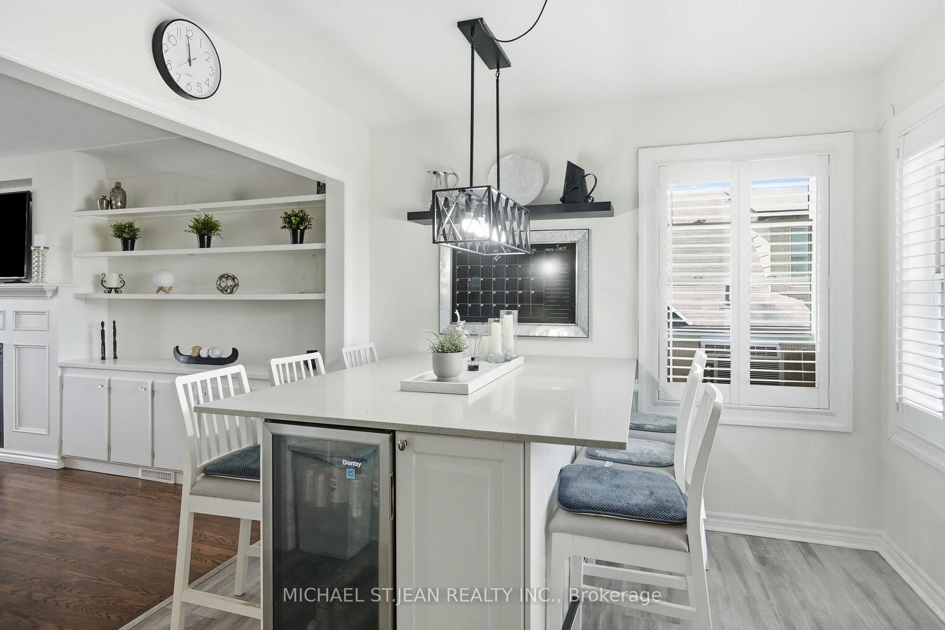 Photo 22 of 33 Centennial Parkway S, Hamilton, Stoney Creek — HOMEH