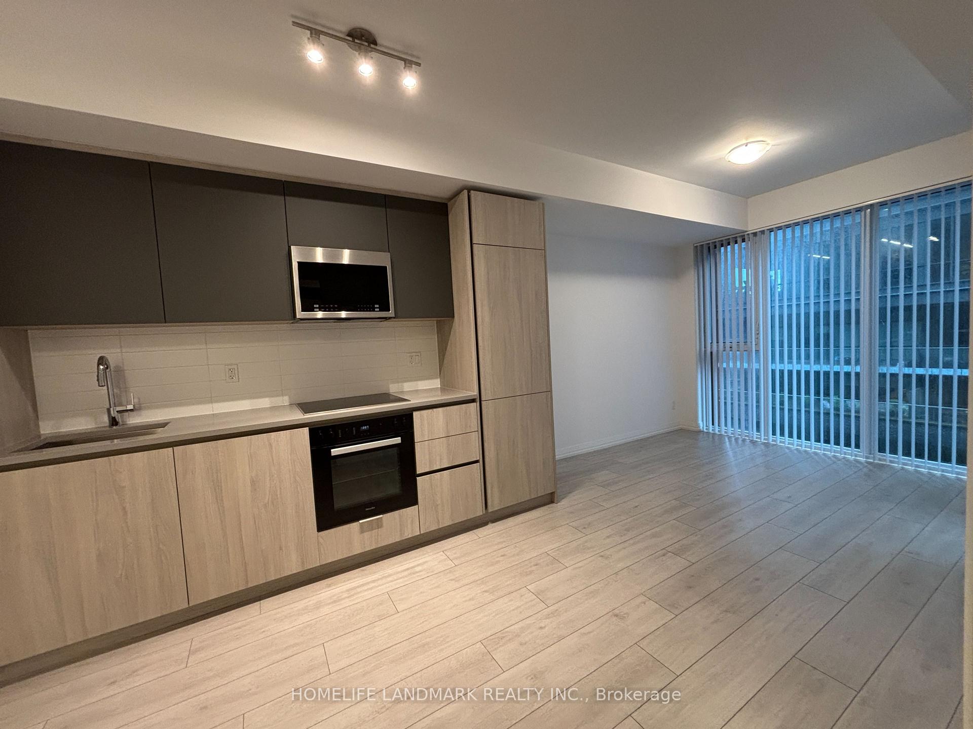 Photo 5 of Unit 620, 400 King Street W, Toronto, Waterfront Communities — HOMEH