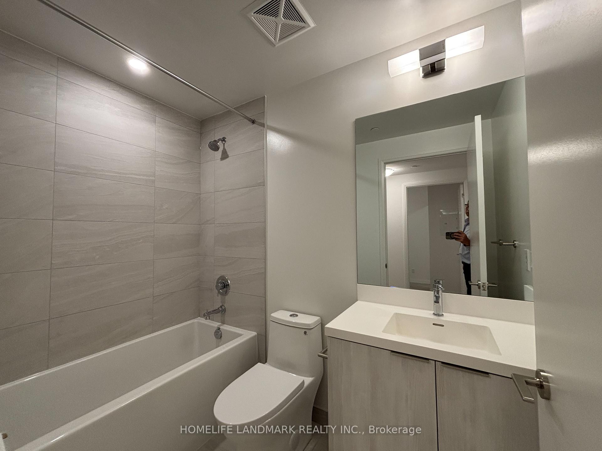Photo 12 of Unit 620, 400 King Street W, Toronto, Waterfront Communities — HOMEH